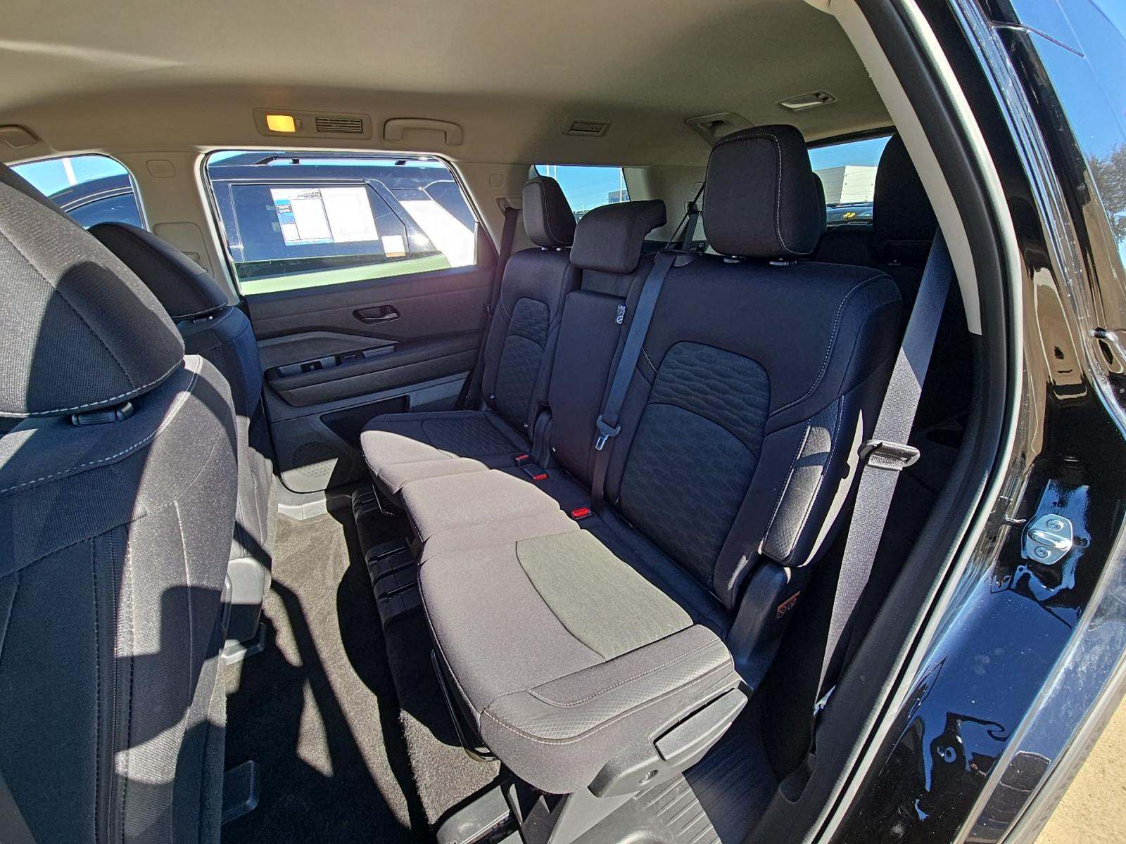 2024 Nissan Pathfinder S AWD