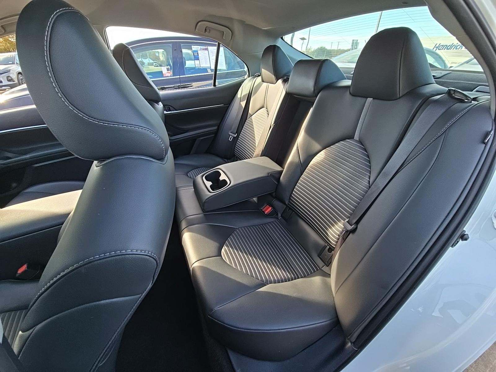 2024 Toyota Camry SE FWD