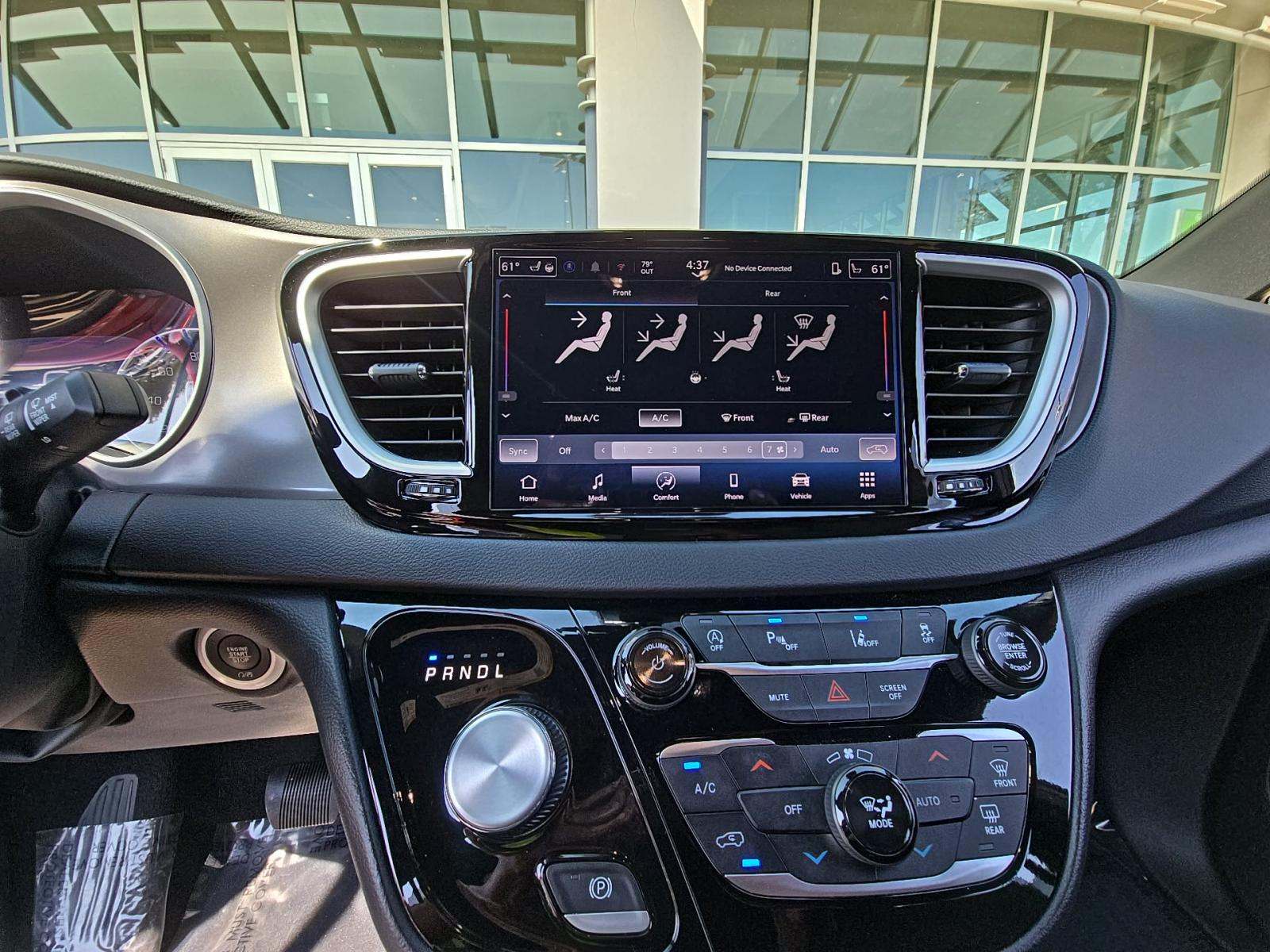 2025 Chrysler Pacifica Select FWD