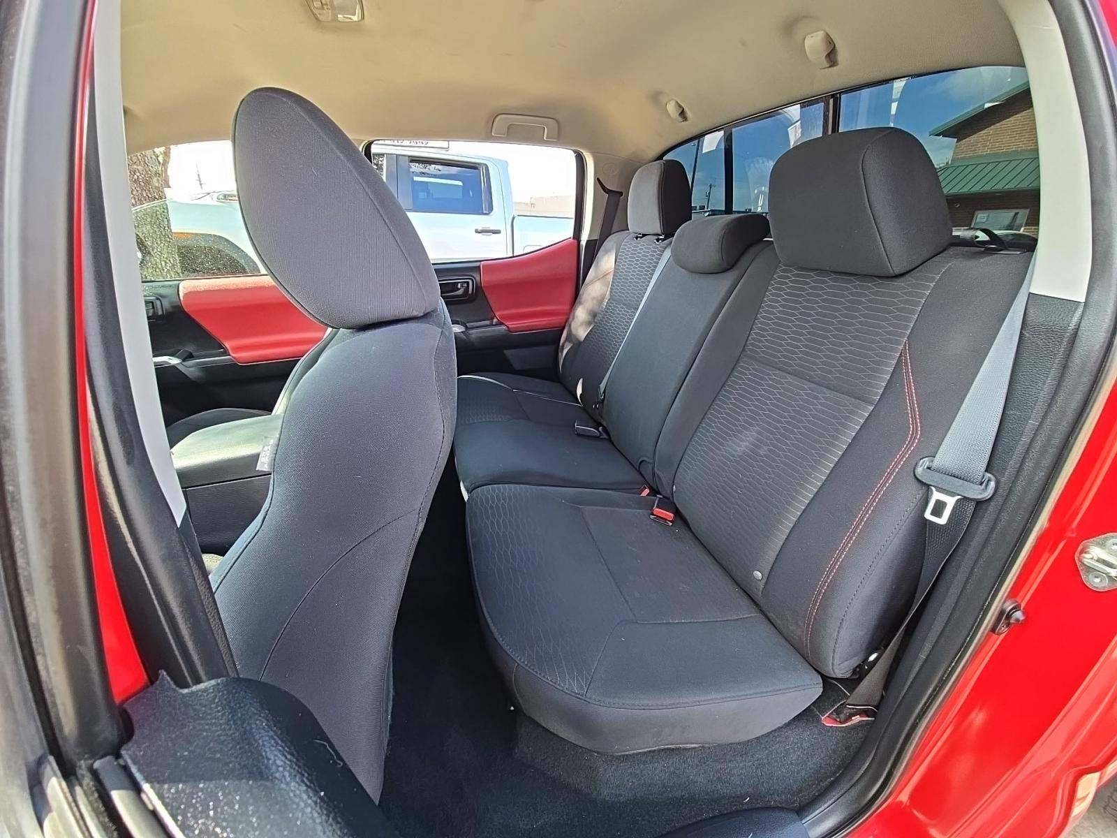 2016 Toyota Tacoma SR5 AWD