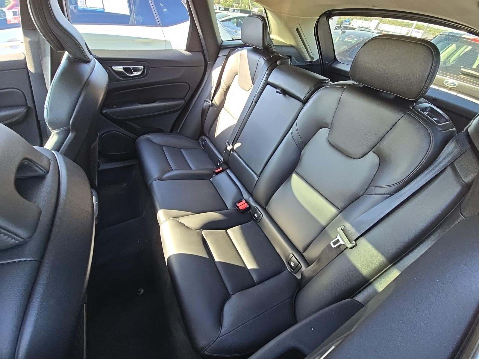 2024 Volvo XC60 B5 Core AWD