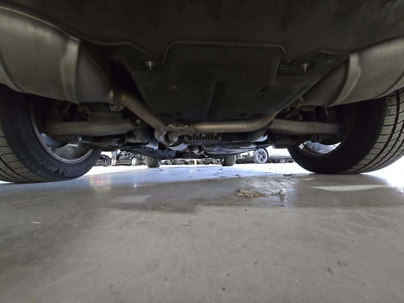 2018 Porsche Macan Base AWD