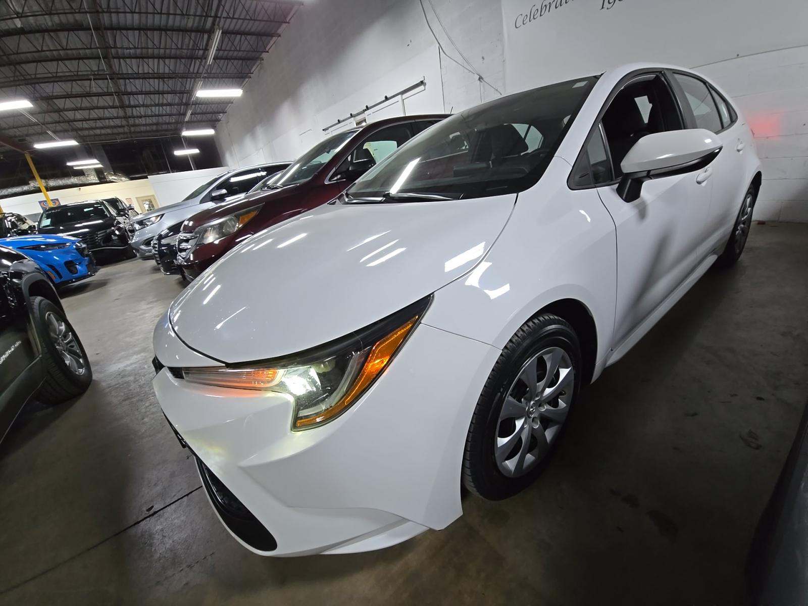 2020 Toyota Corolla LE FWD