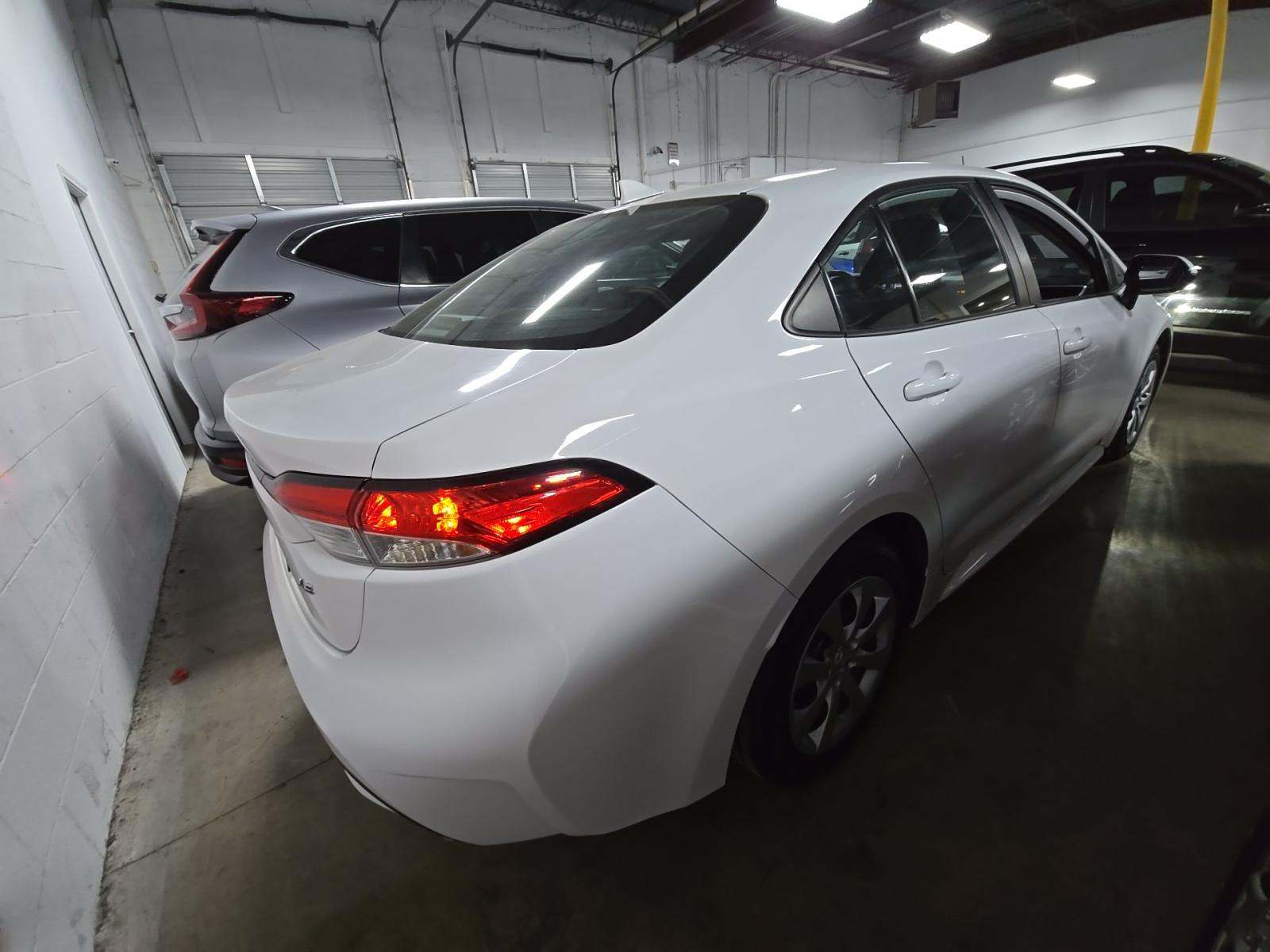 2020 Toyota Corolla LE FWD