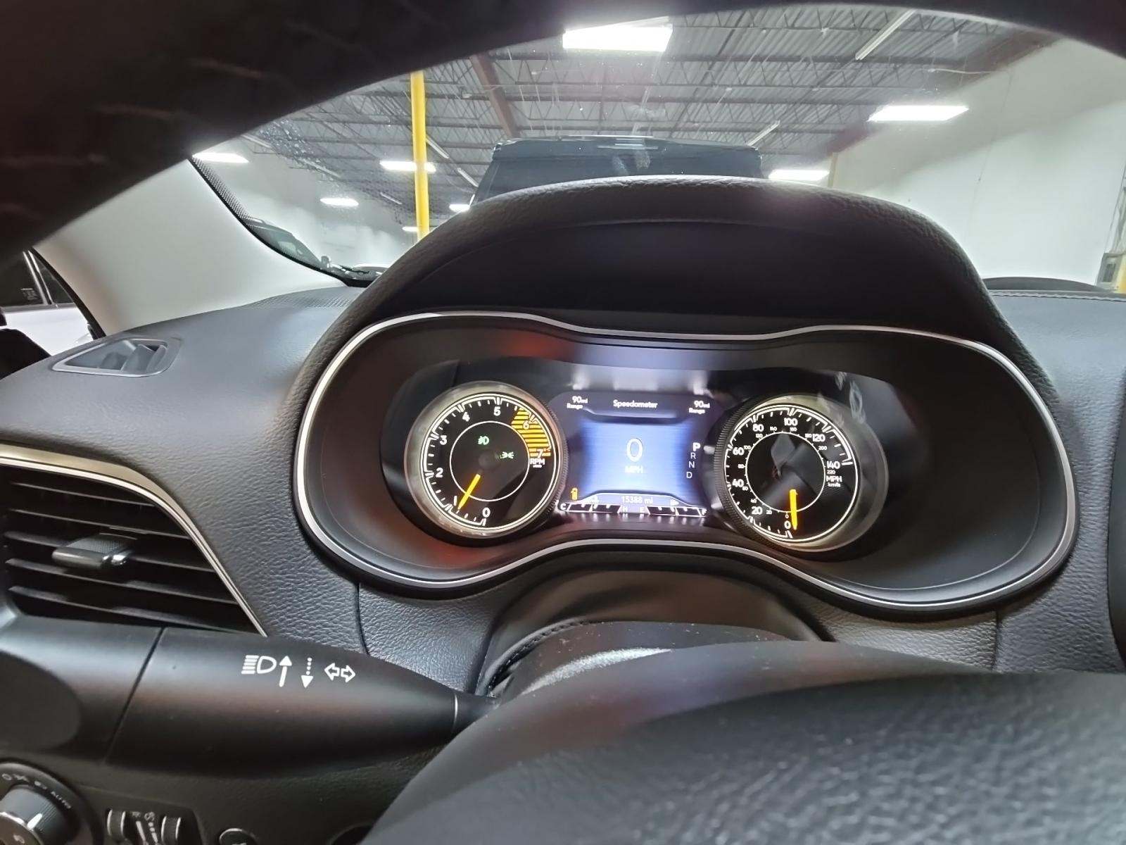 2022 Jeep Cherokee Latitude Lux AWD