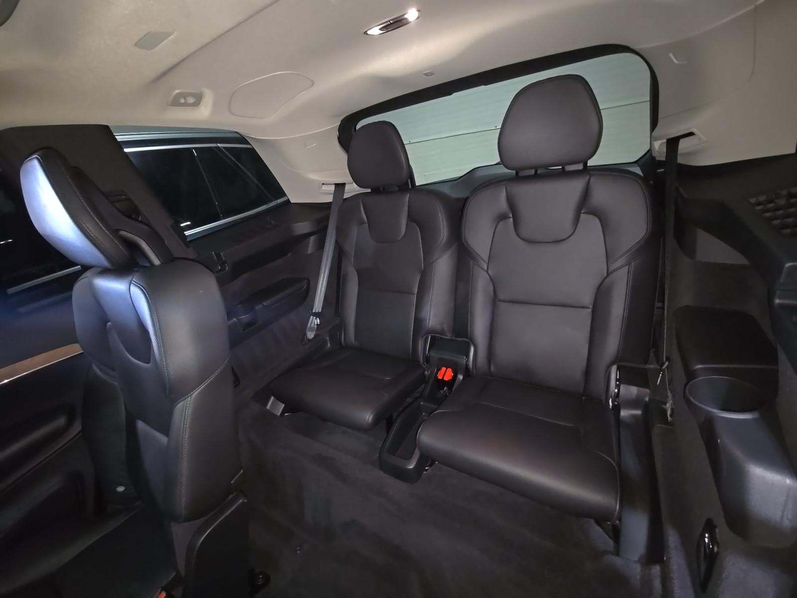 2021 Volvo XC90 Recharge T8 Inscription Expression AWD