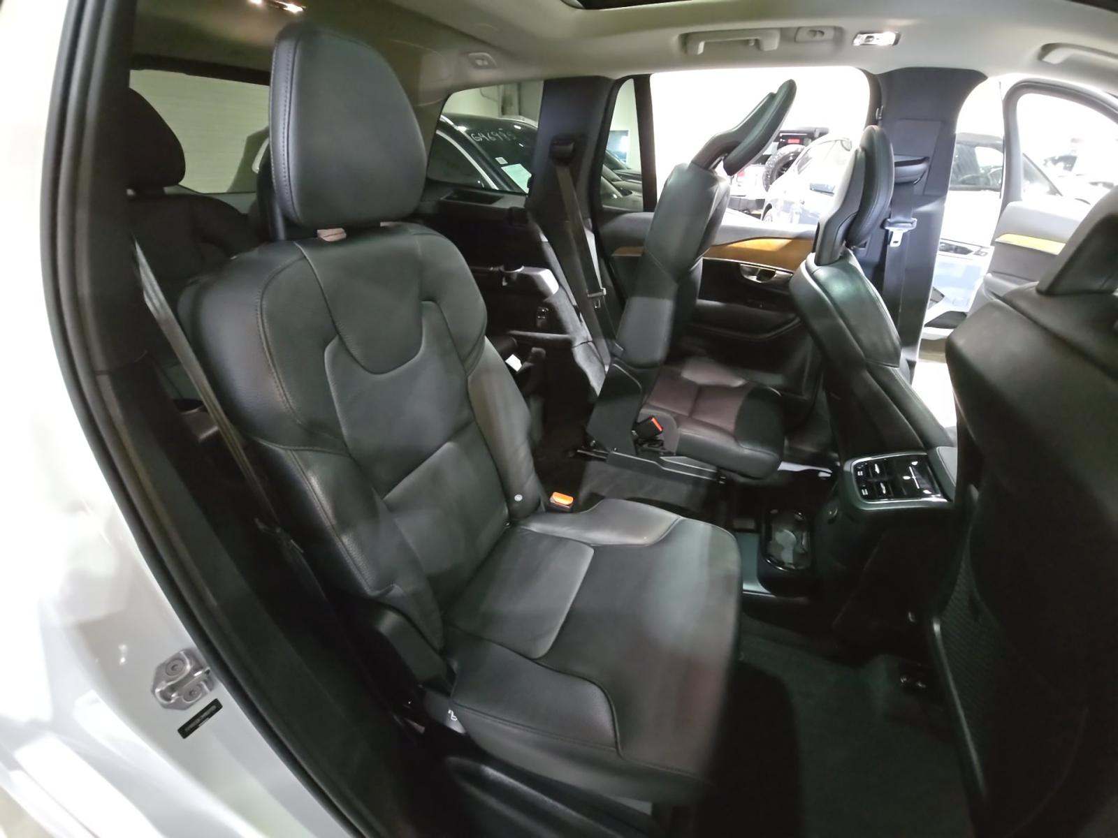 2021 Volvo XC90 Recharge T8 Inscription Expression AWD