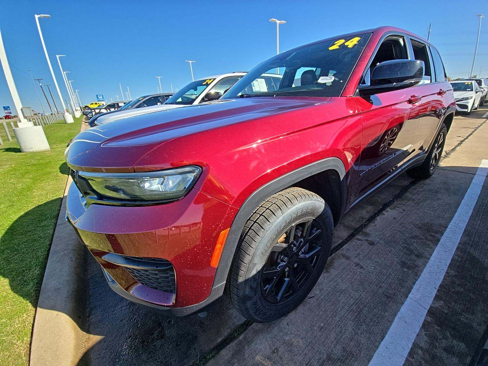 2024 Jeep Grand Cherokee Altitude AWD