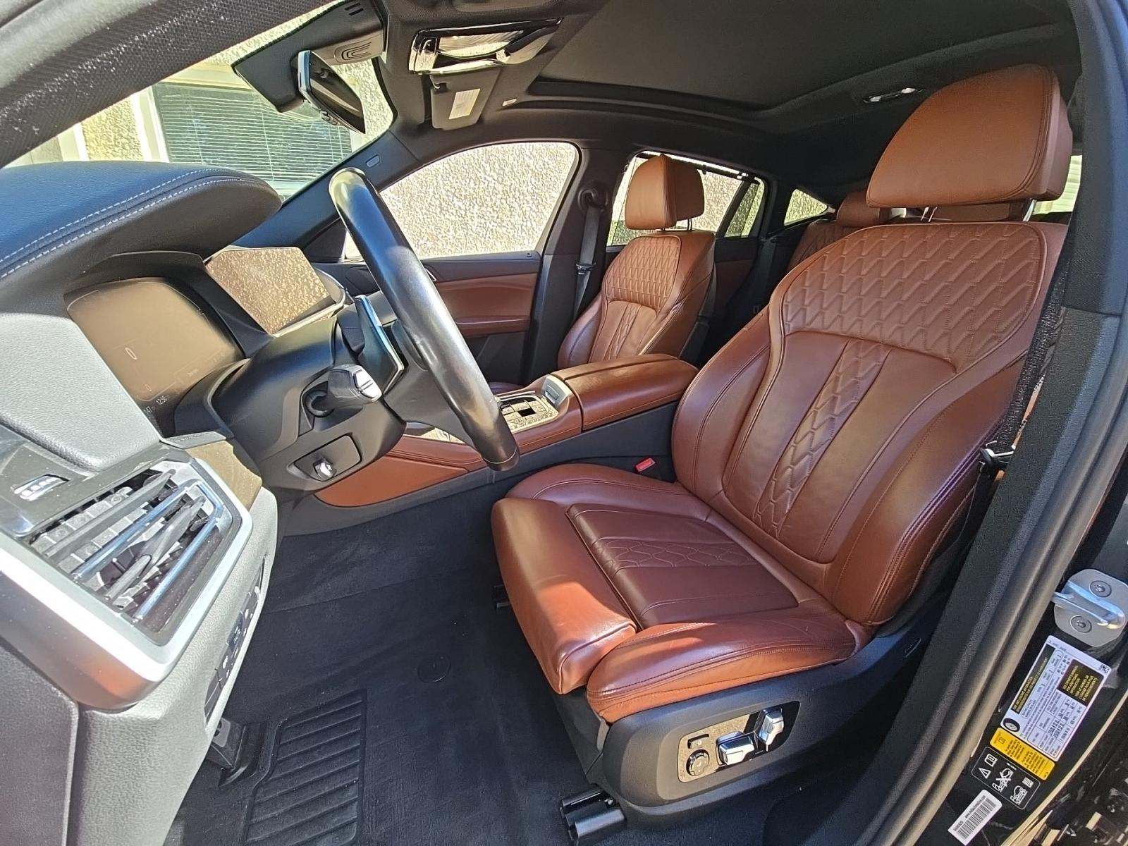 2022 BMW X6 xDrive40i AWD