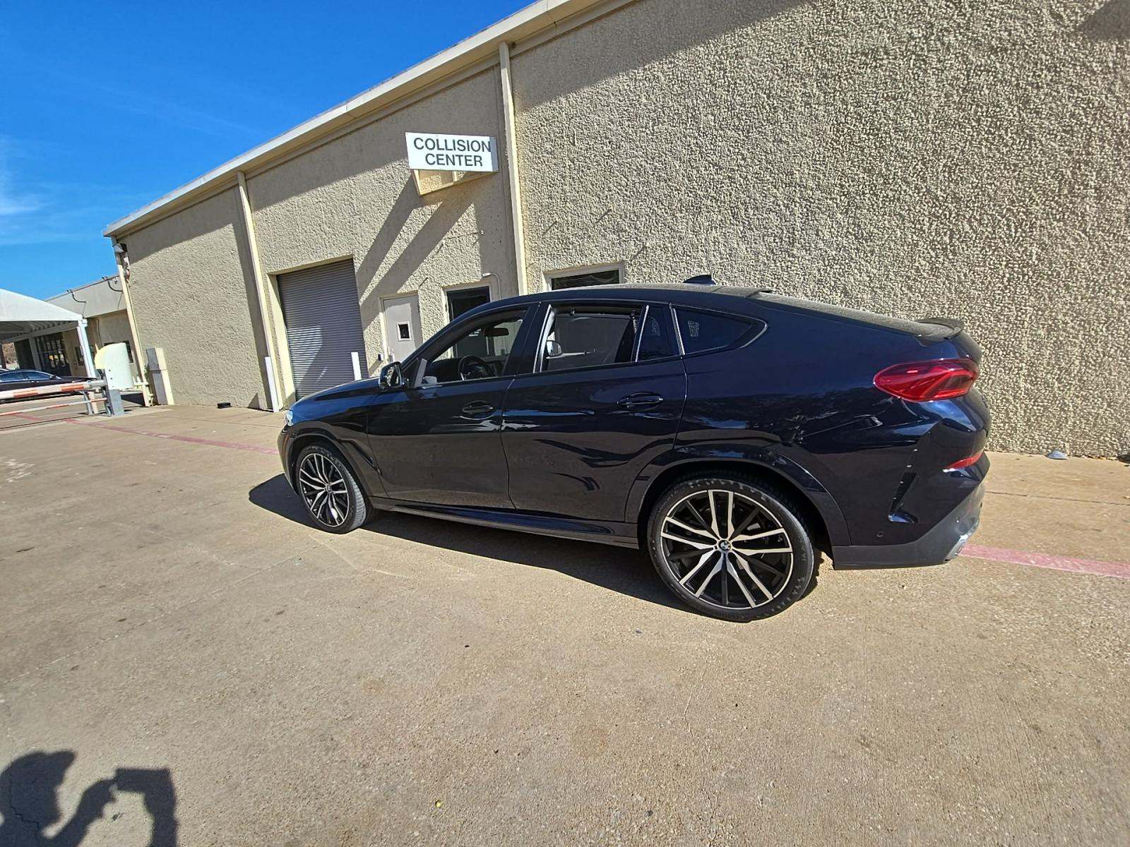 2022 BMW X6 xDrive40i AWD