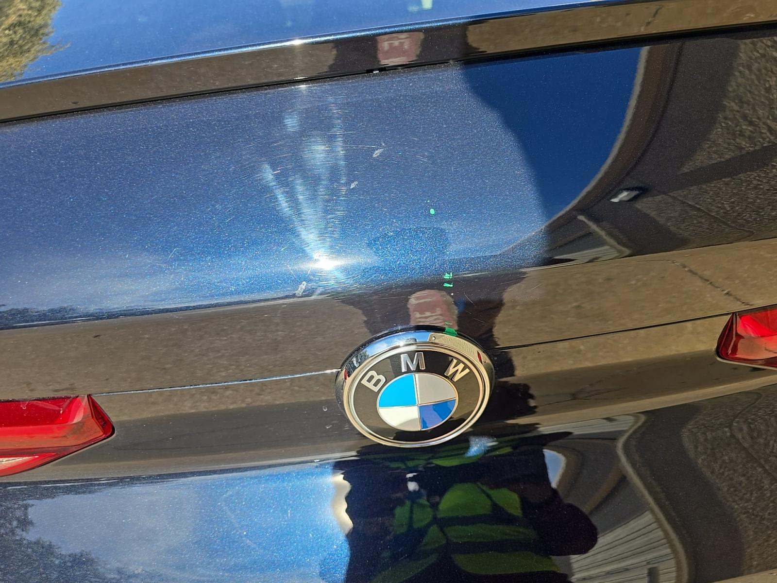 2022 BMW X6 xDrive40i AWD