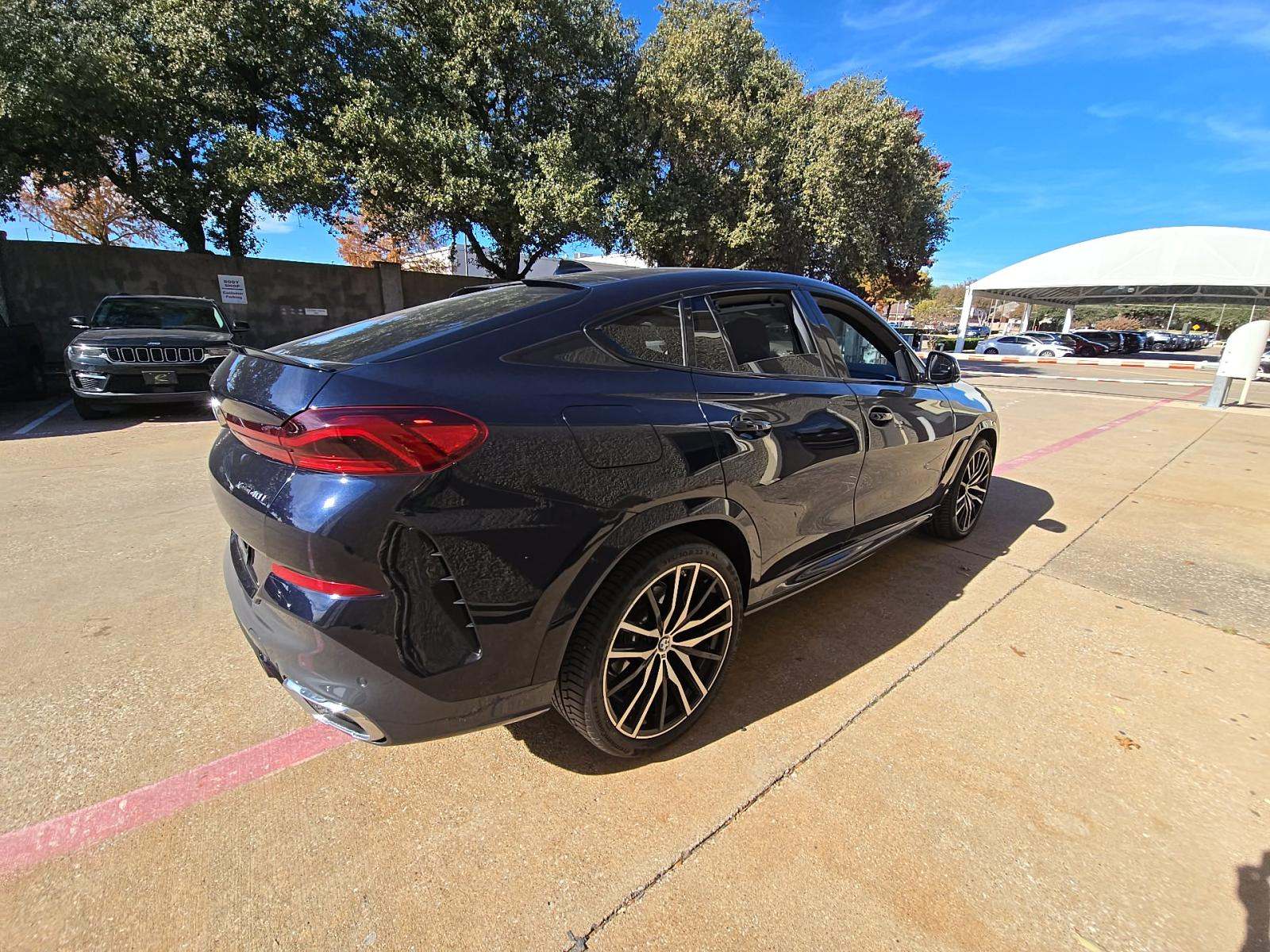 2022 BMW X6 xDrive40i AWD