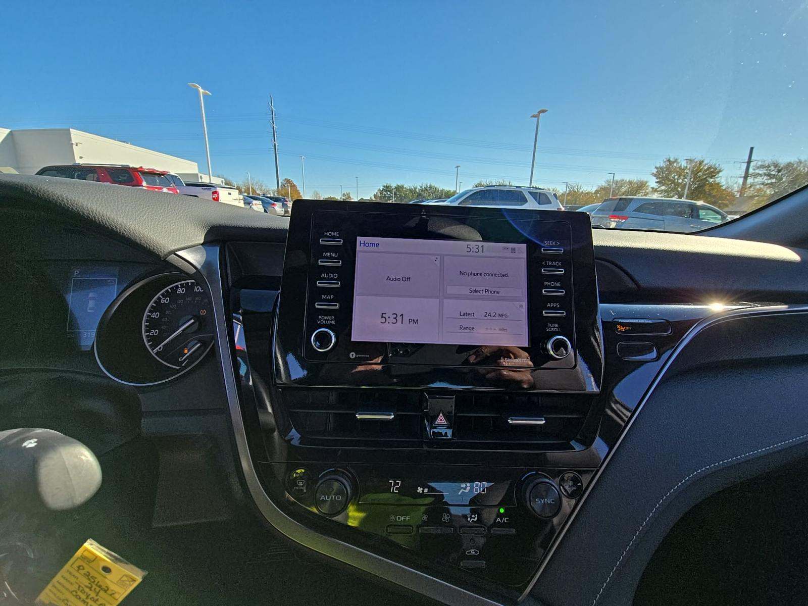 2024 Toyota Camry SE FWD