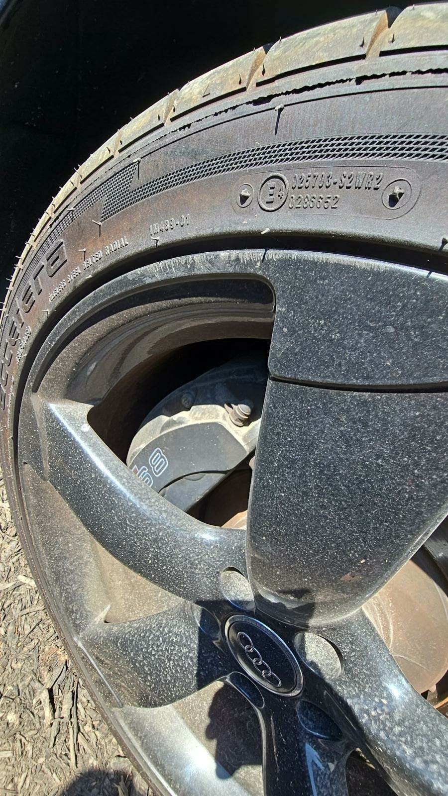 2013 Audi S8 Base AWD