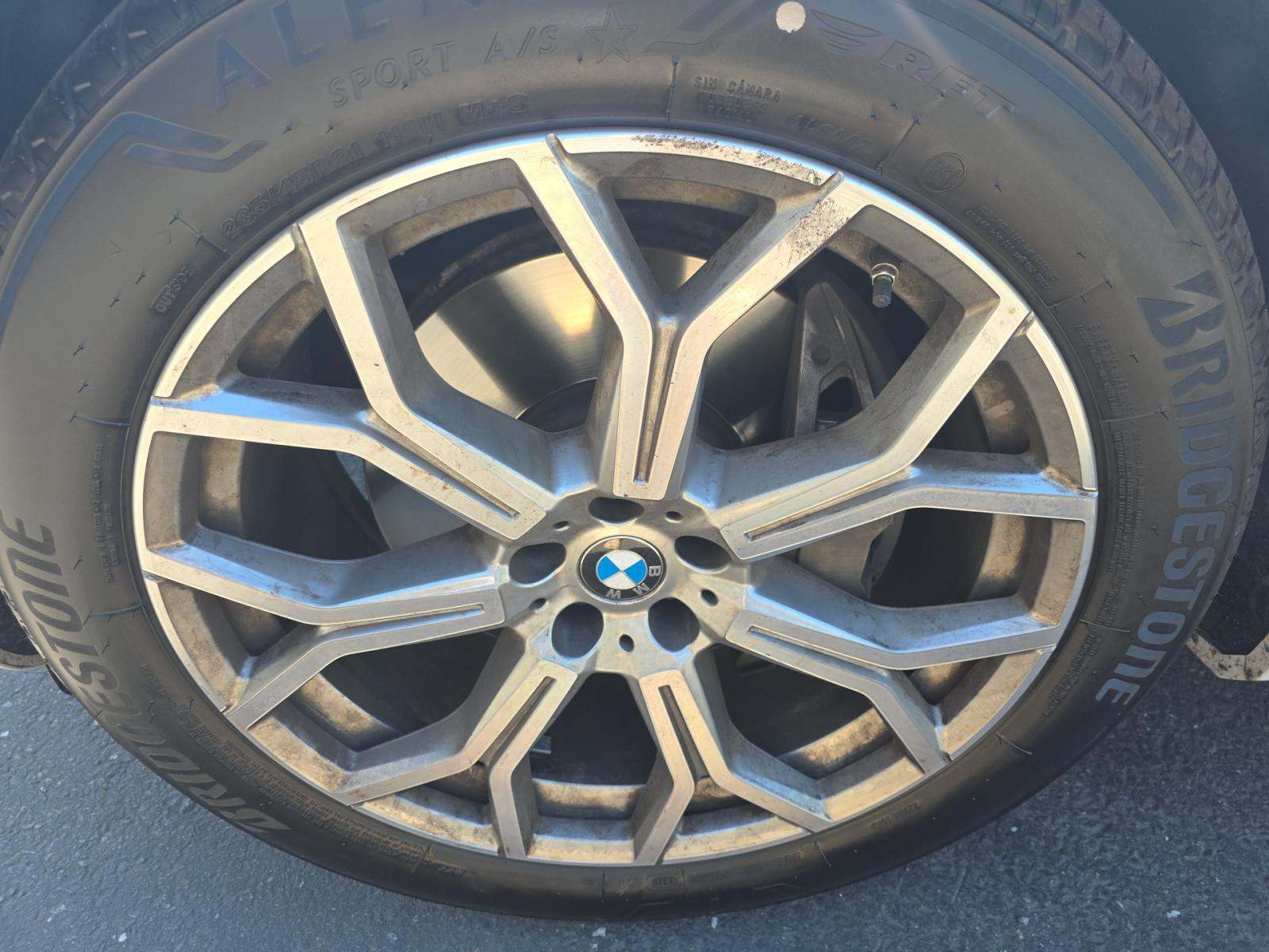 2026 BMW X7 xDrive40i AWD