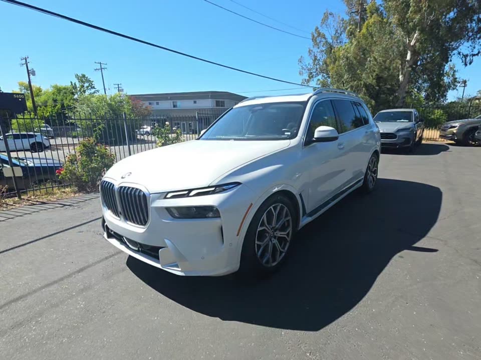 2026 BMW X7 xDrive40i AWD