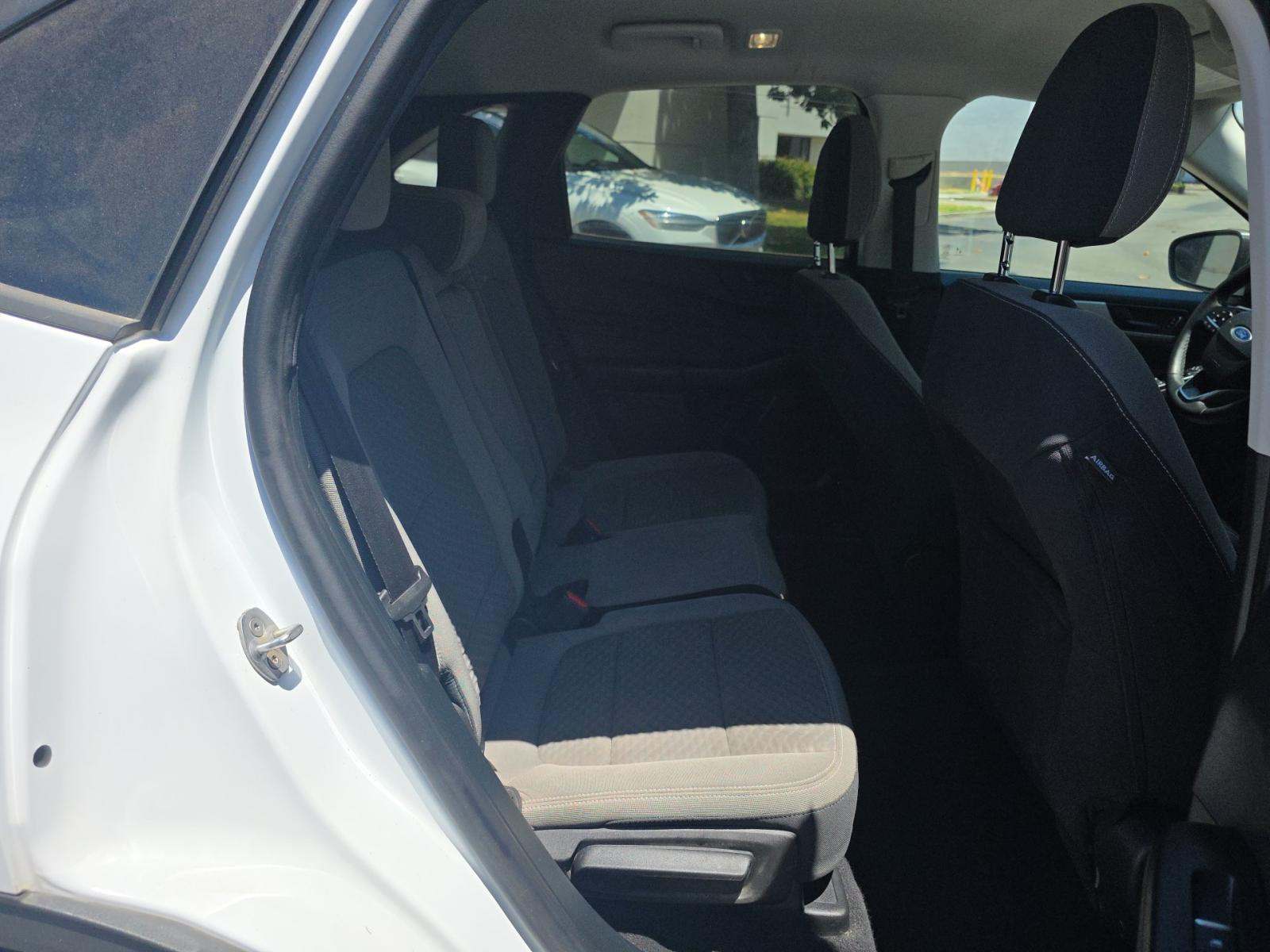 2022 Ford Escape SE FWD