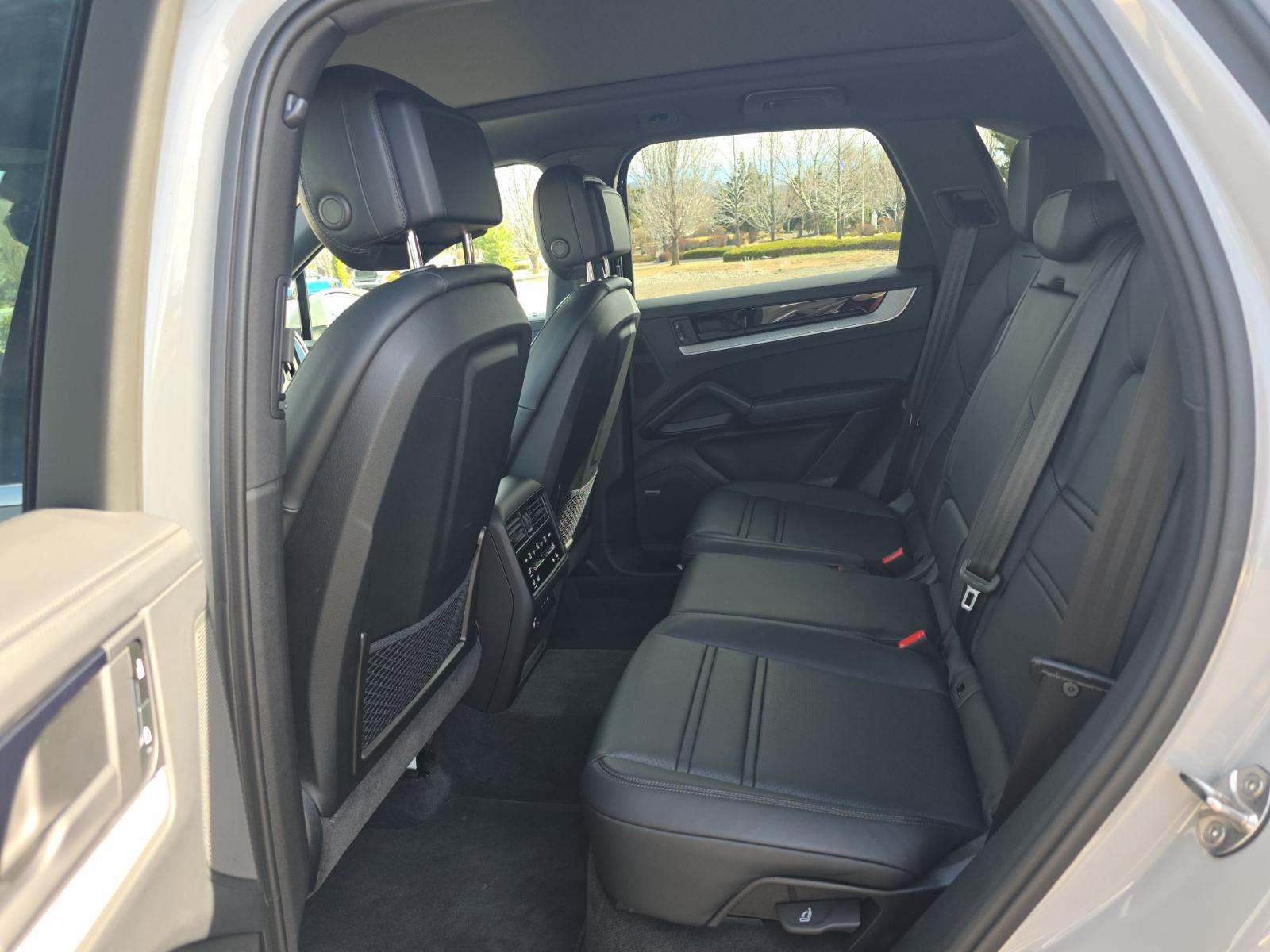 2025 Porsche Cayenne S AWD