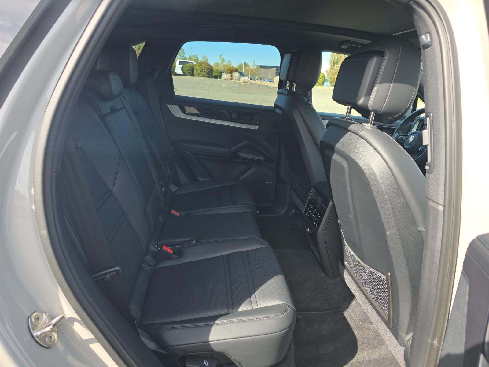 2025 Porsche Cayenne S AWD