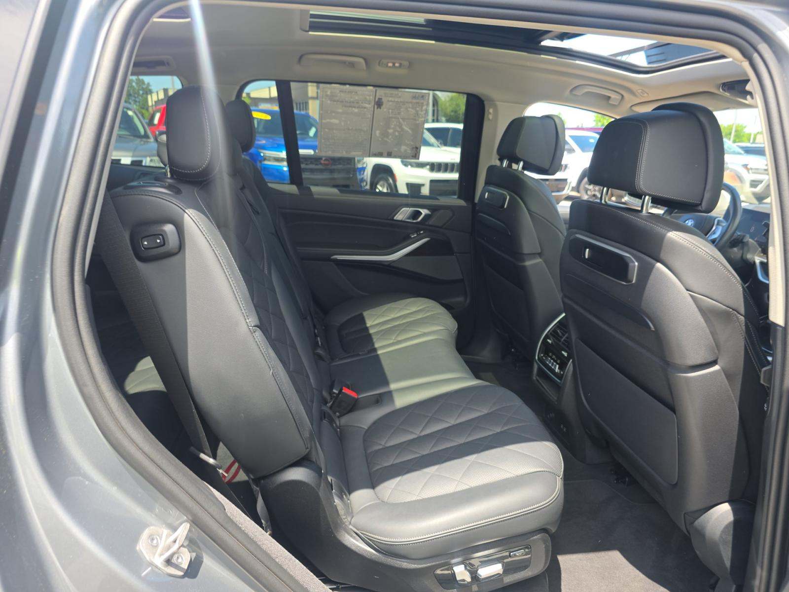 2024 BMW X7 xDrive40i AWD
