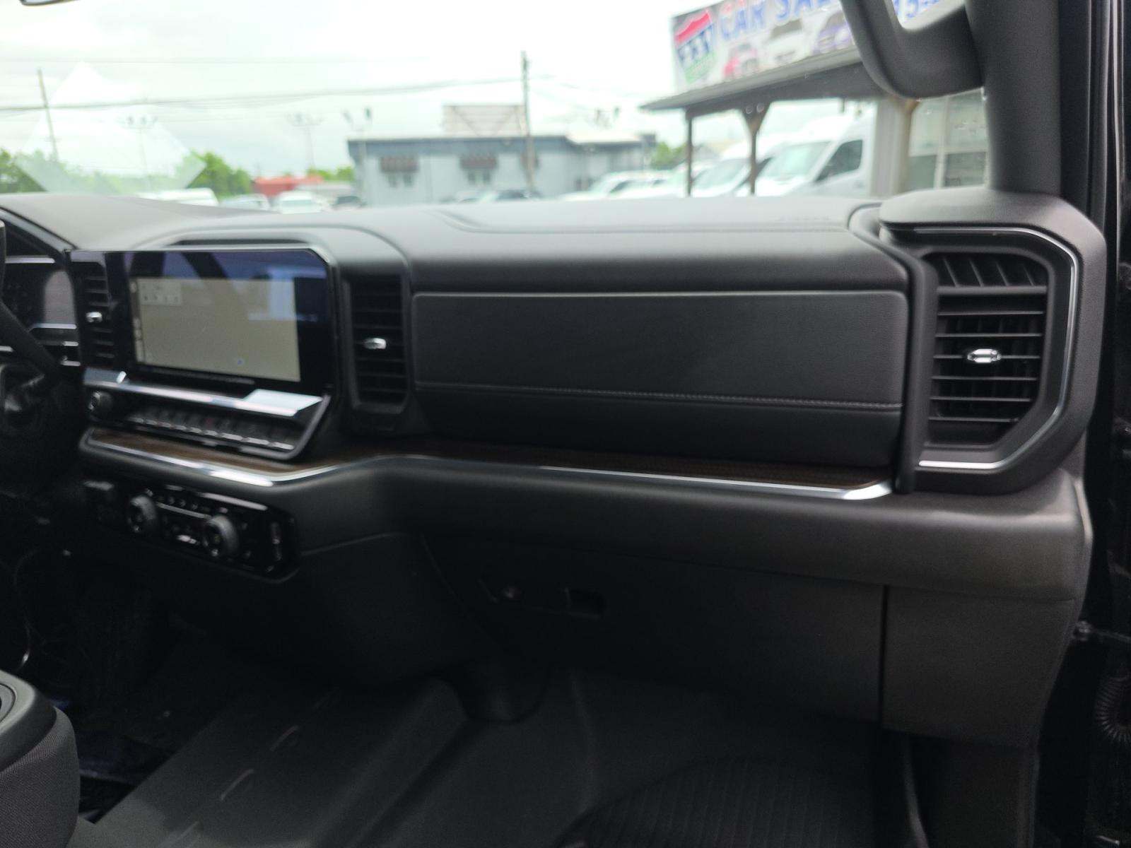 2024 Chevrolet Silverado 1500 RST AWD