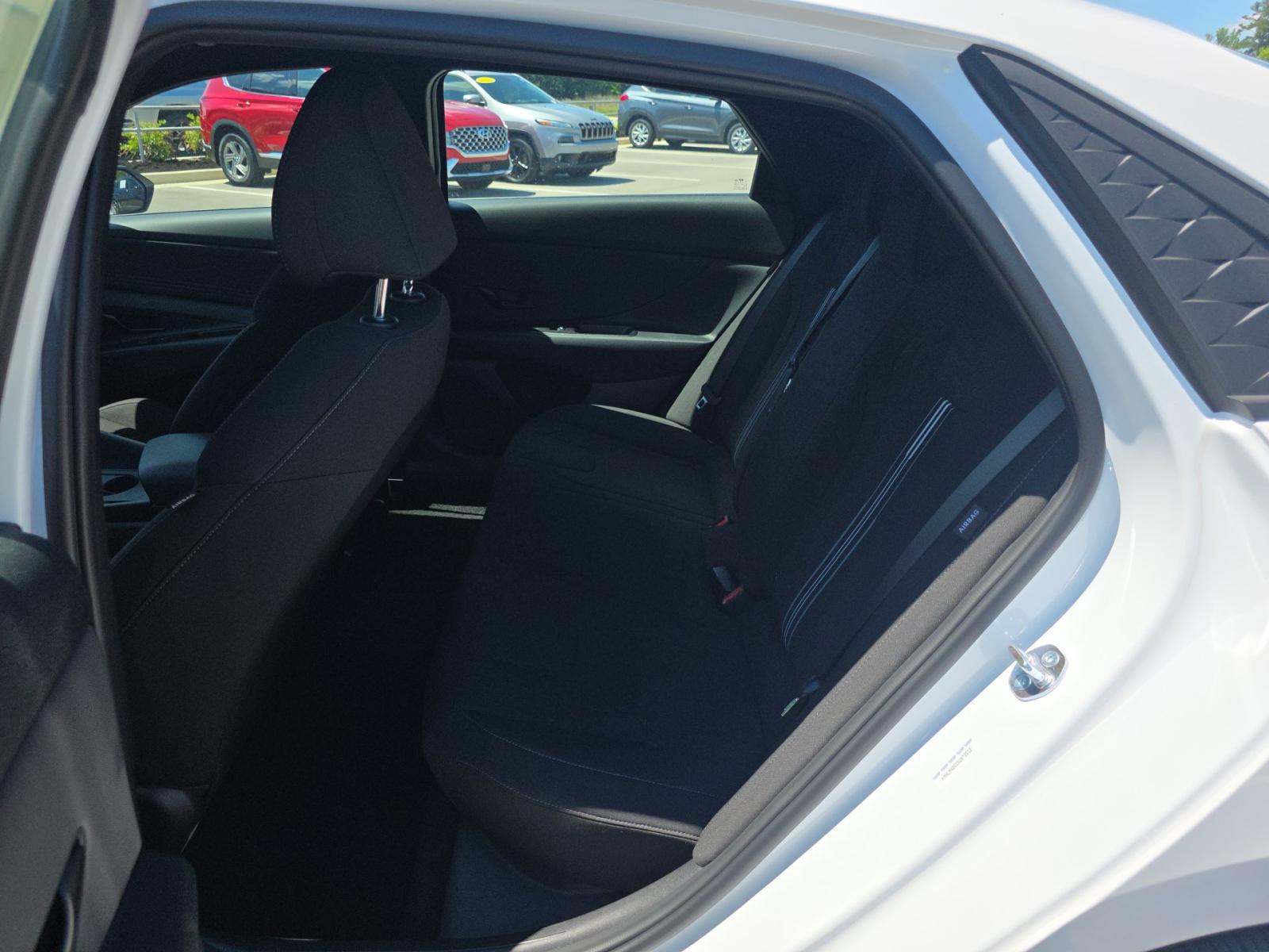 2025 Hyundai Elantra SEL Sport FWD