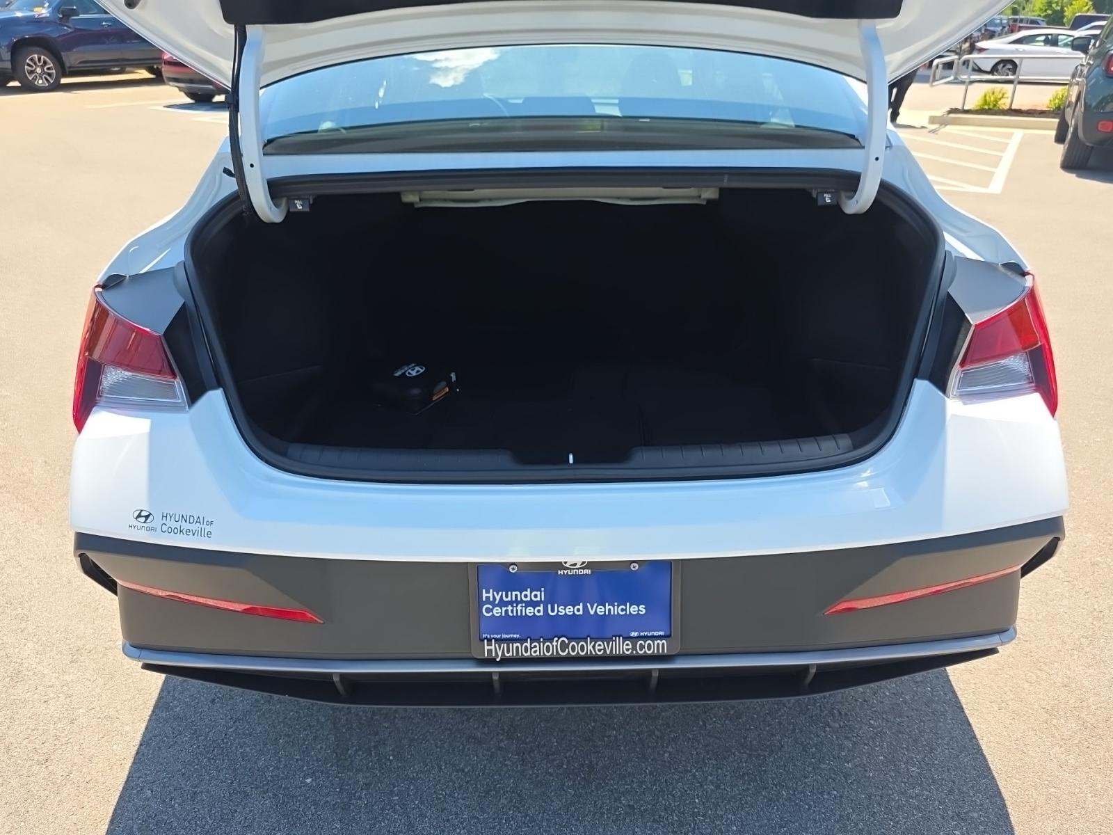 2025 Hyundai Elantra SEL Sport FWD