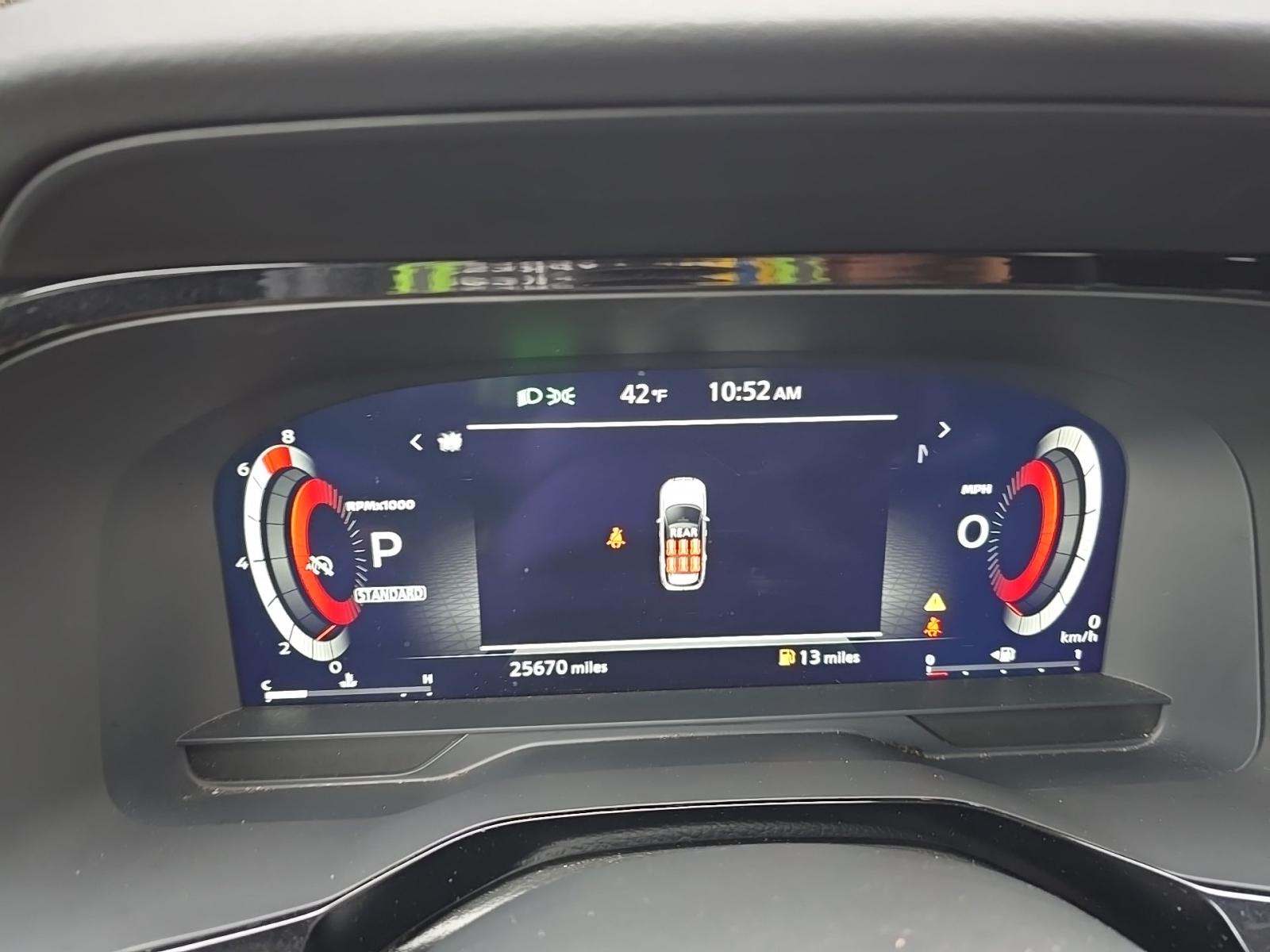 2024 Nissan Pathfinder Platinum FWD