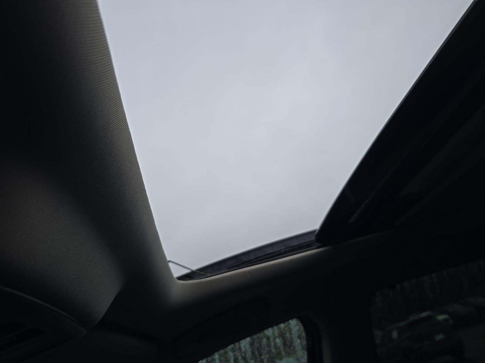 2024 Nissan Pathfinder Platinum FWD