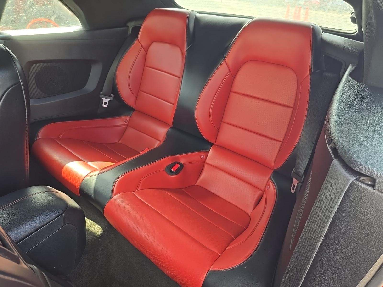 2017 Ford Mustang EcoBoost Premium RWD