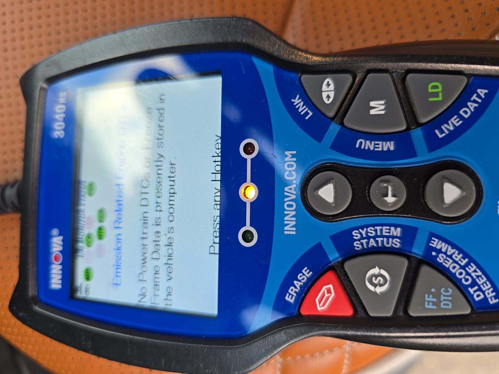 2024 Chrysler Pacifica Hybrid Pinnacle FWD