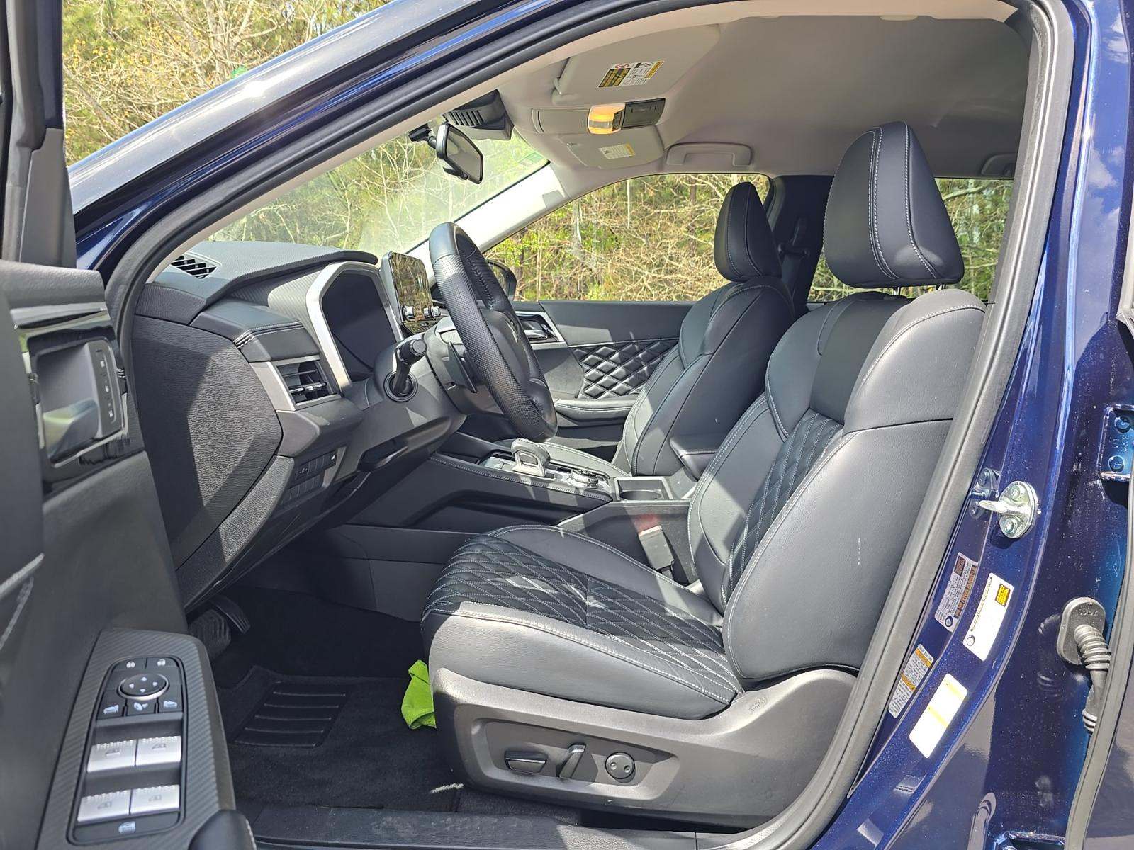 2022 Mitsubishi Outlander SEL Special Edition FWD