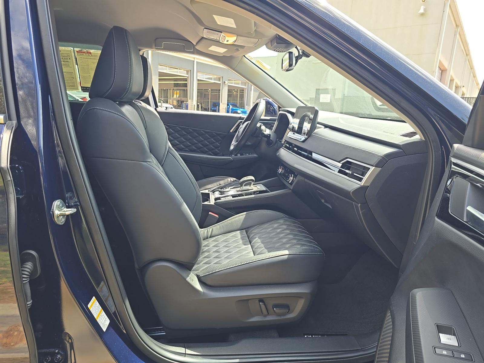 2022 Mitsubishi Outlander SEL Special Edition FWD