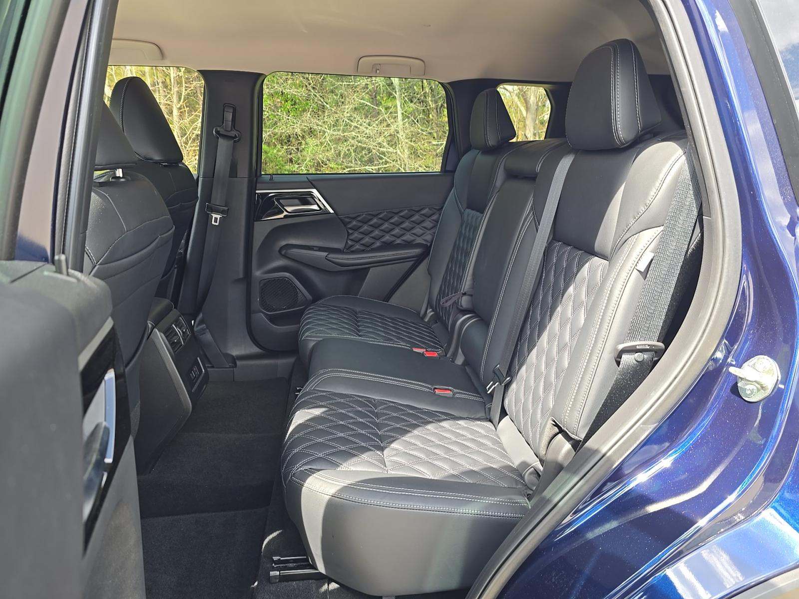 2022 Mitsubishi Outlander SEL Special Edition FWD