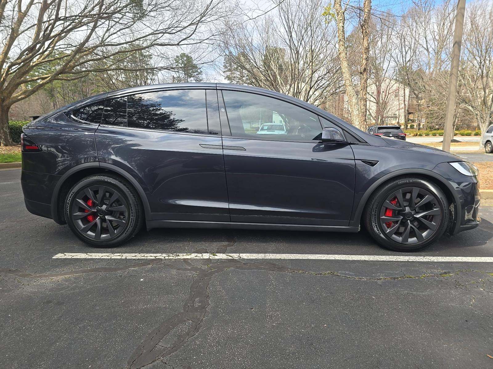 TESLA MODEL X - 4