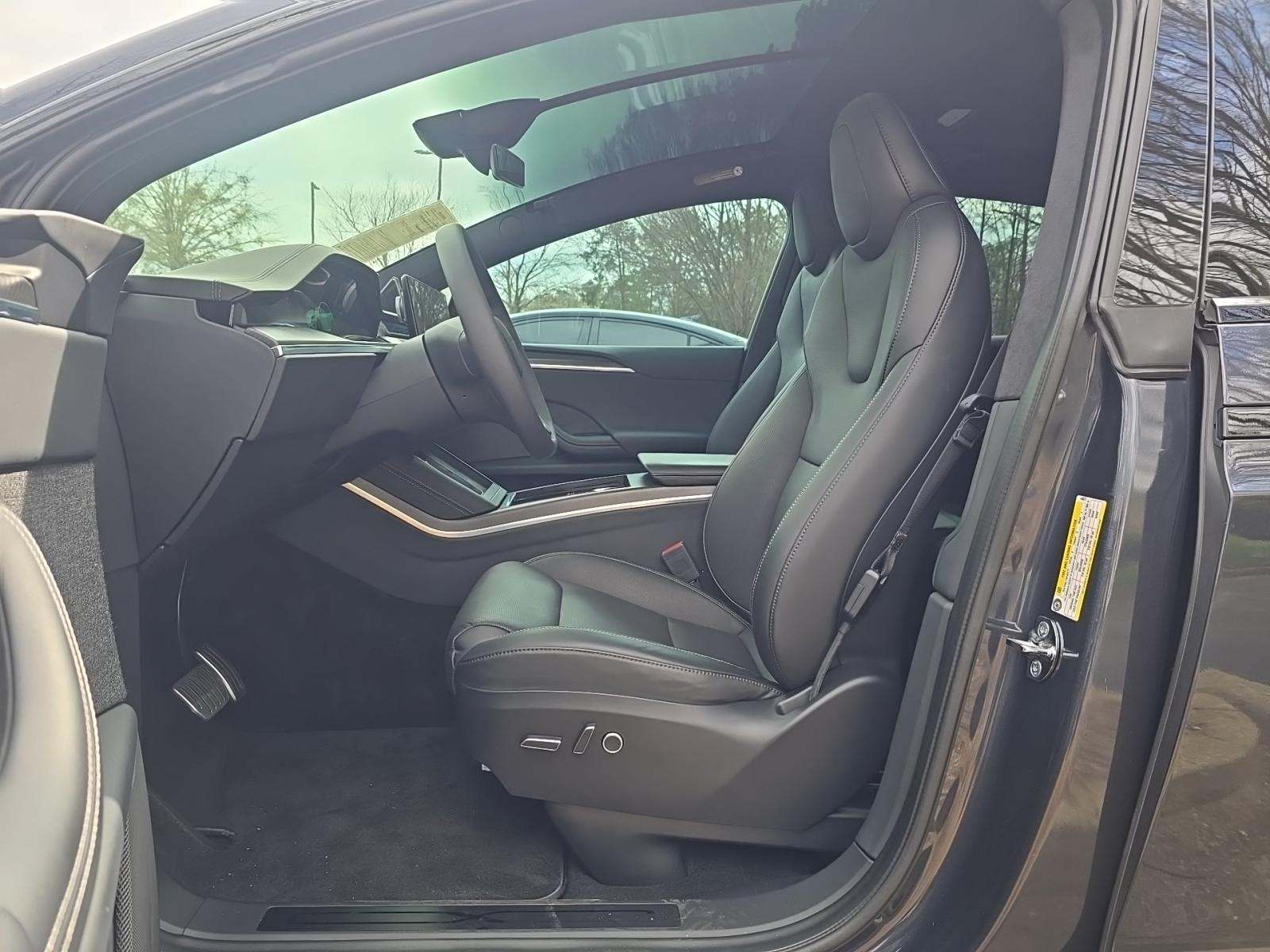TESLA MODEL X - 6