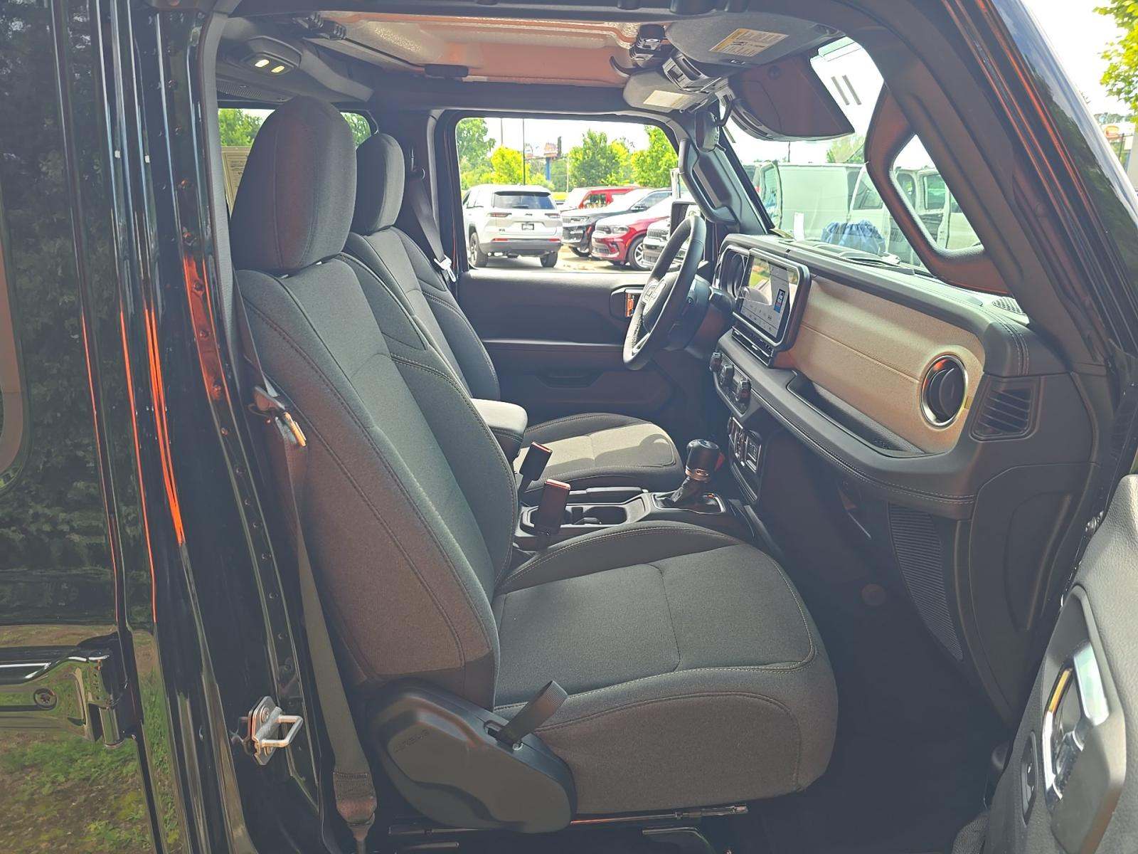 2025 Jeep Wrangler 4xe Sahara AWD