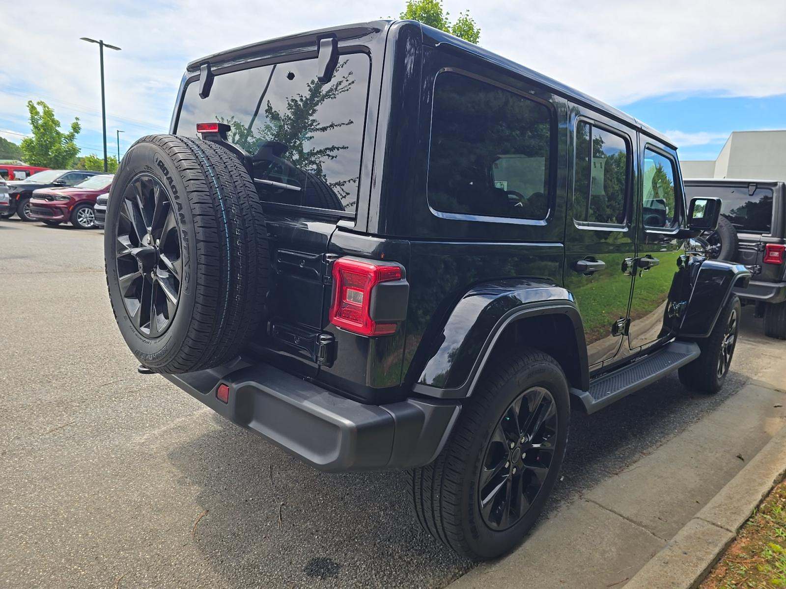 2025 Jeep Wrangler 4xe Sahara AWD
