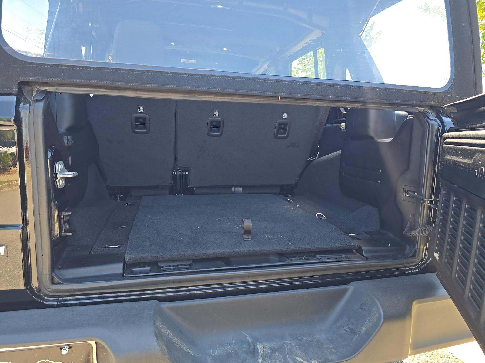 2024 Jeep Wrangler Sport AWD