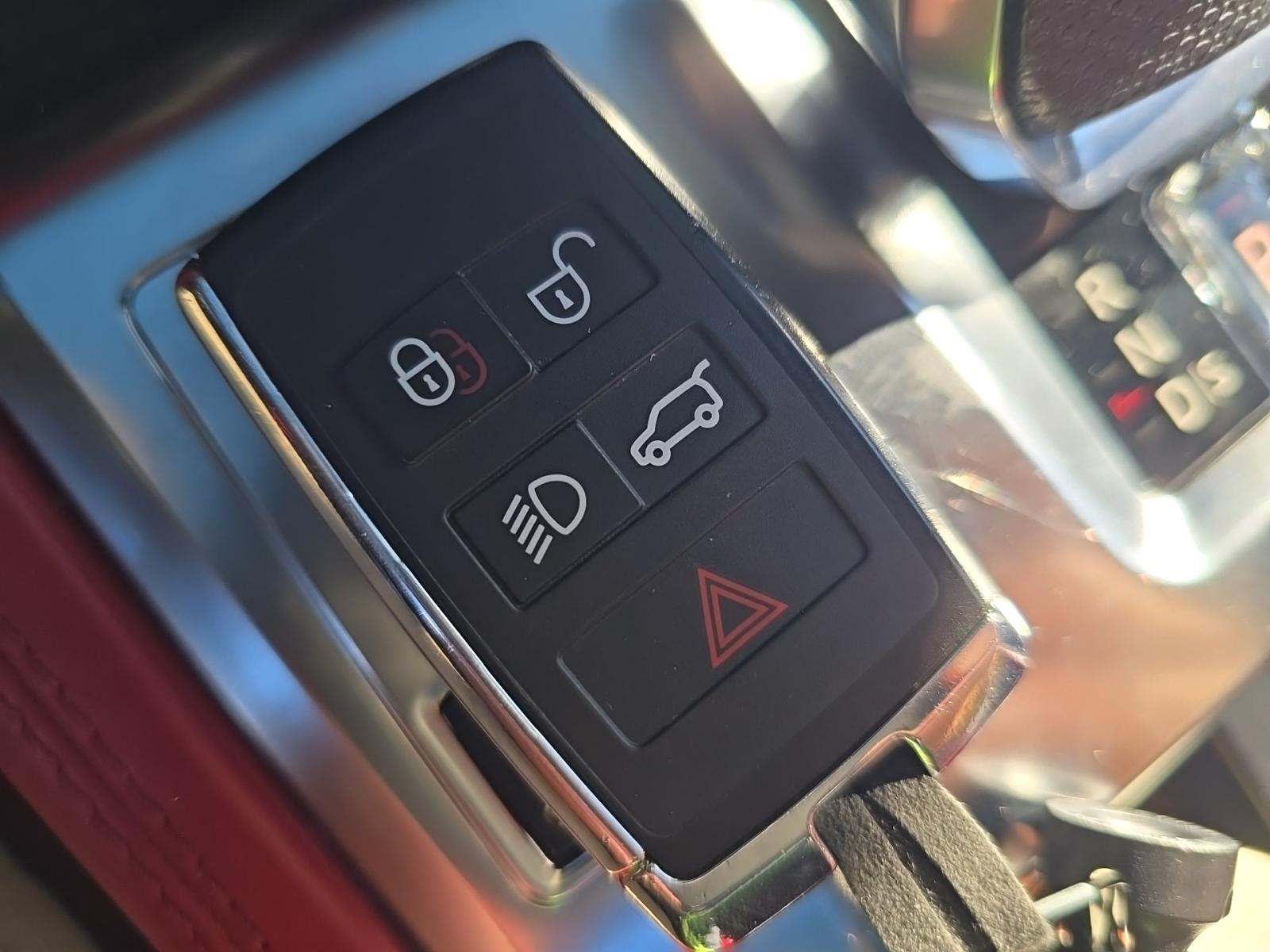 2022 Jaguar F-PACE P550 SVR AWD