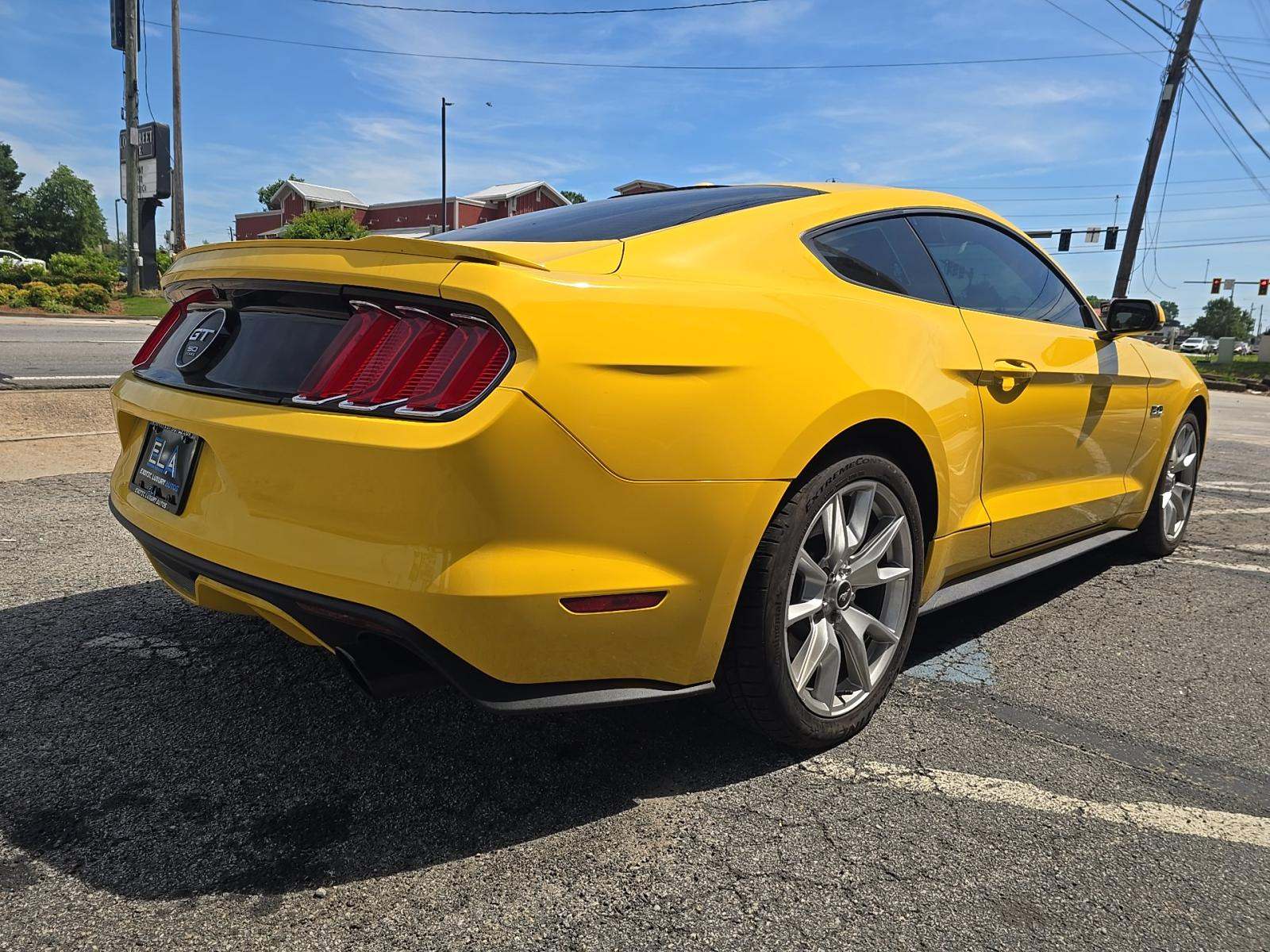 2015 Ford Mustang GT Premium RWD