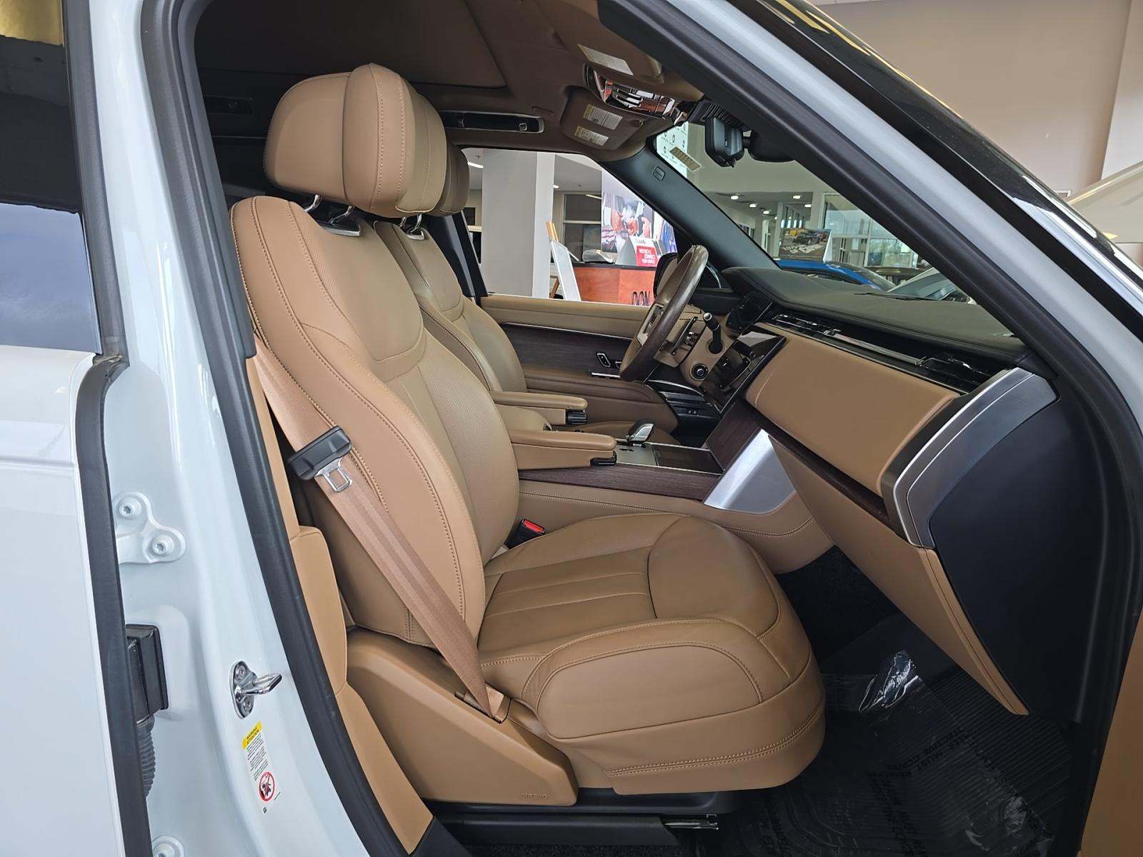 2025 Land Rover Range Rover Autobiography AWD