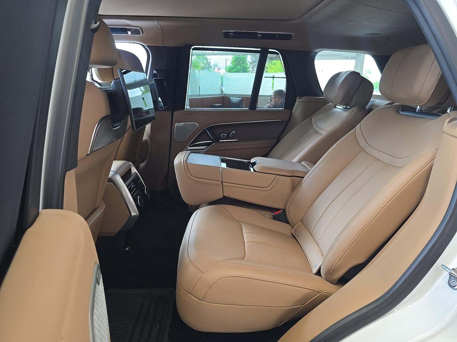 2025 Land Rover Range Rover Autobiography AWD