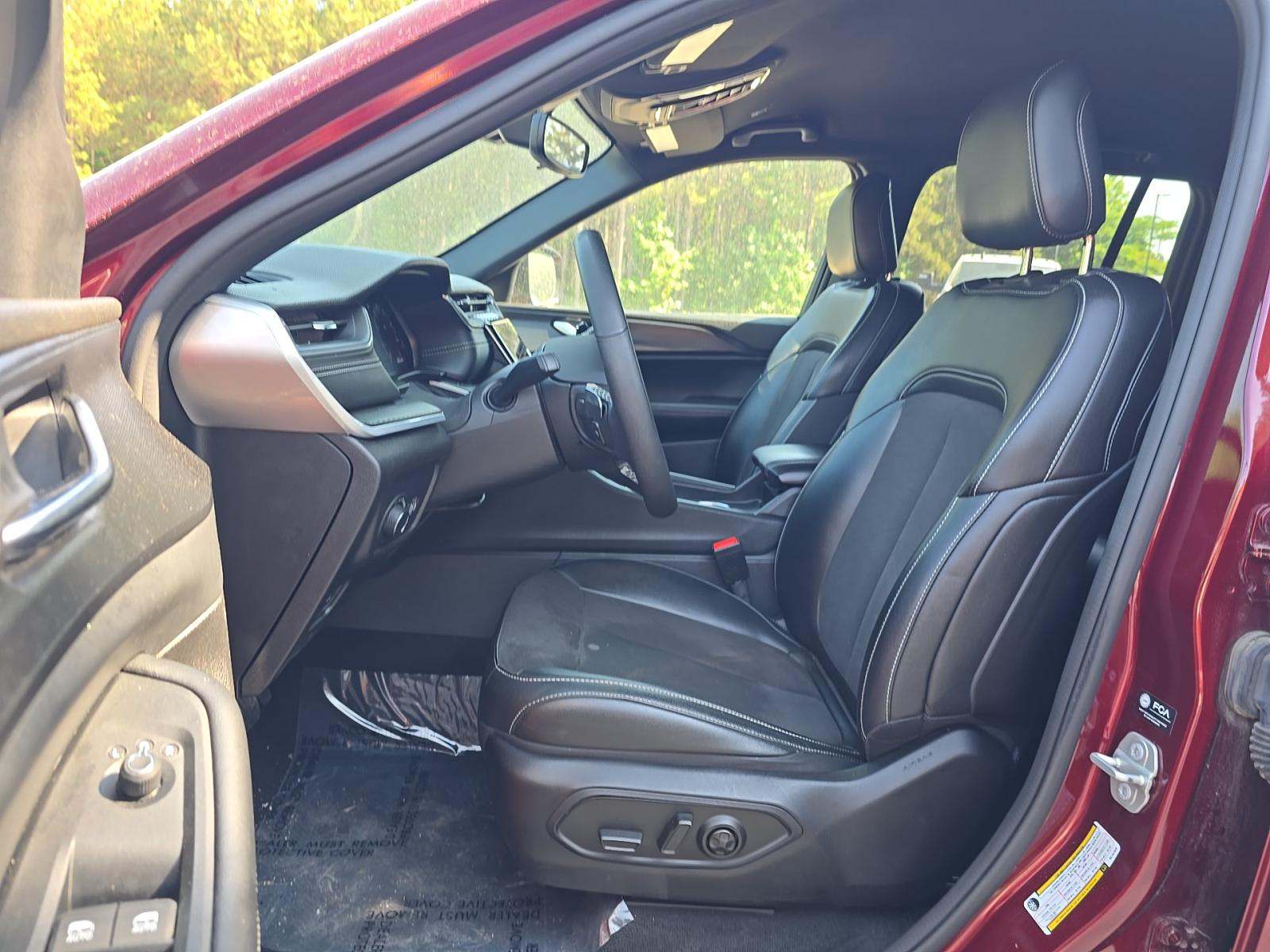 2024 Jeep Grand Cherokee Altitude AWD