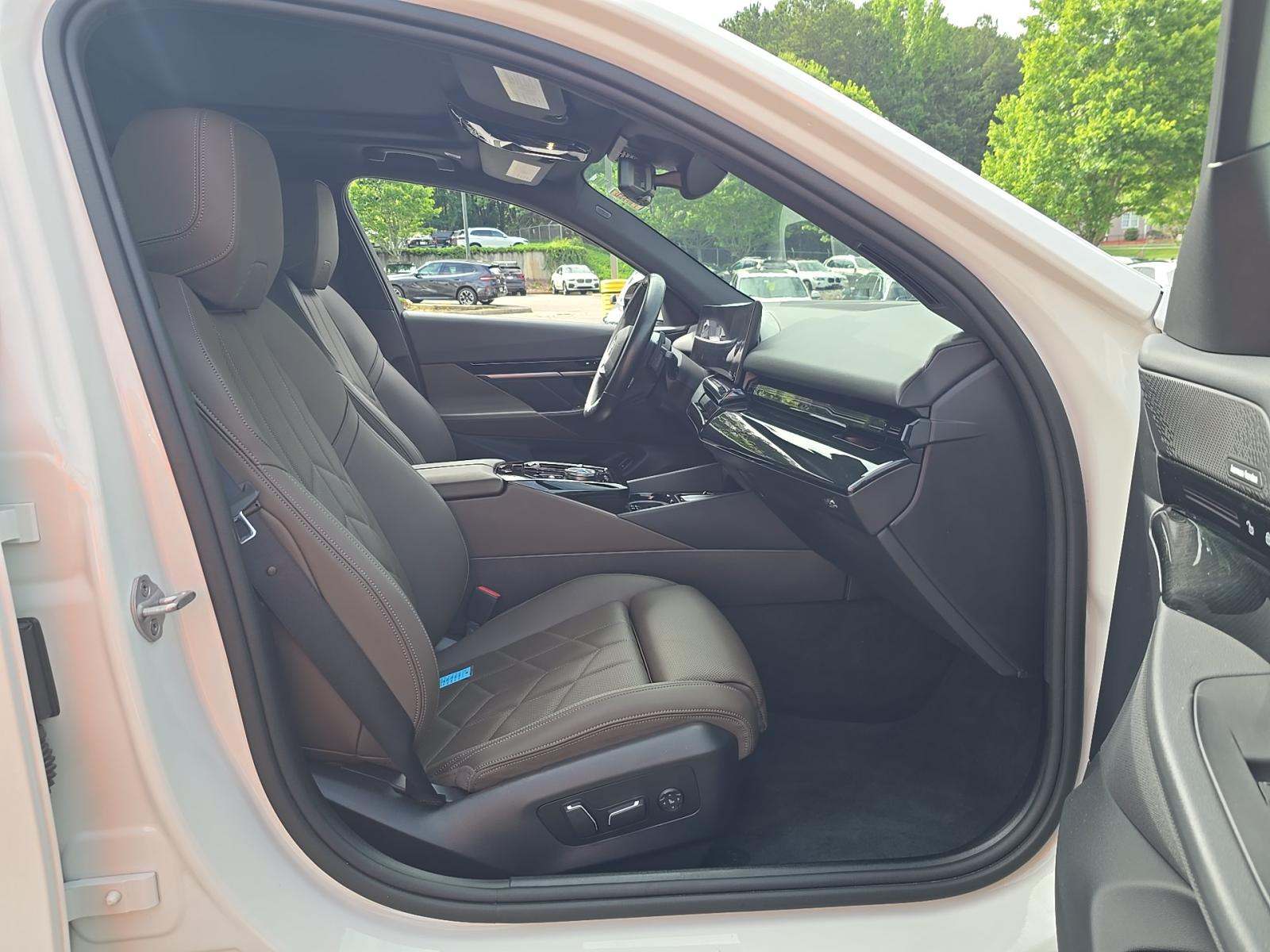 2024 BMW 5 Series 530i RWD