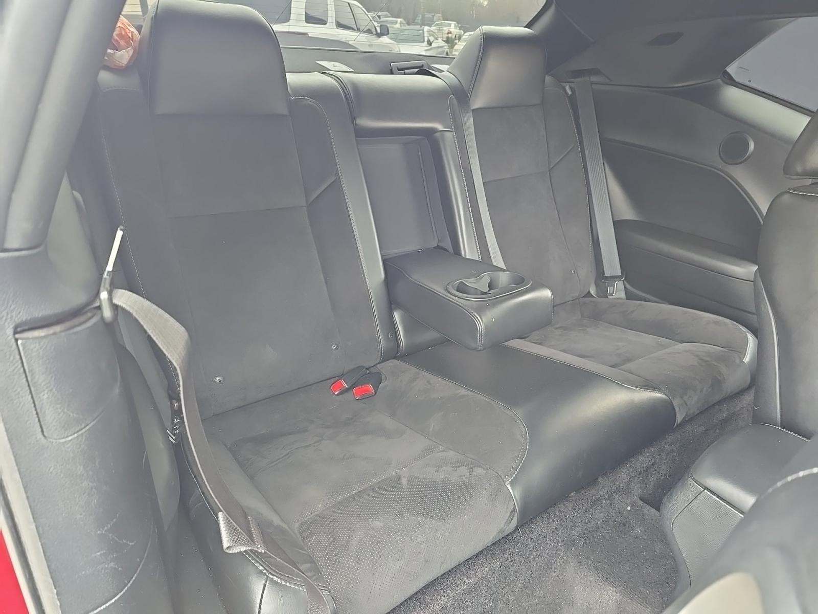 2018 Dodge Challenger R/T 392 HEMI Scat Pack Shaker RWD