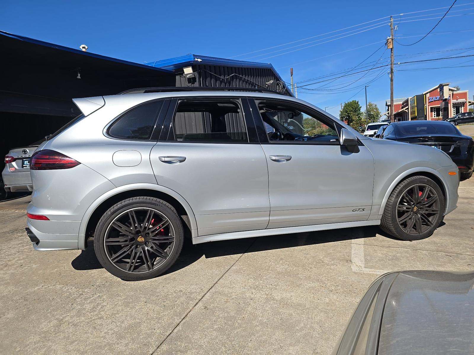 2016 Porsche Cayenne GTS AWD