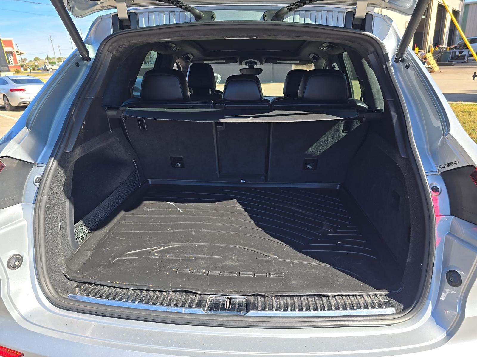 2016 Porsche Cayenne GTS AWD