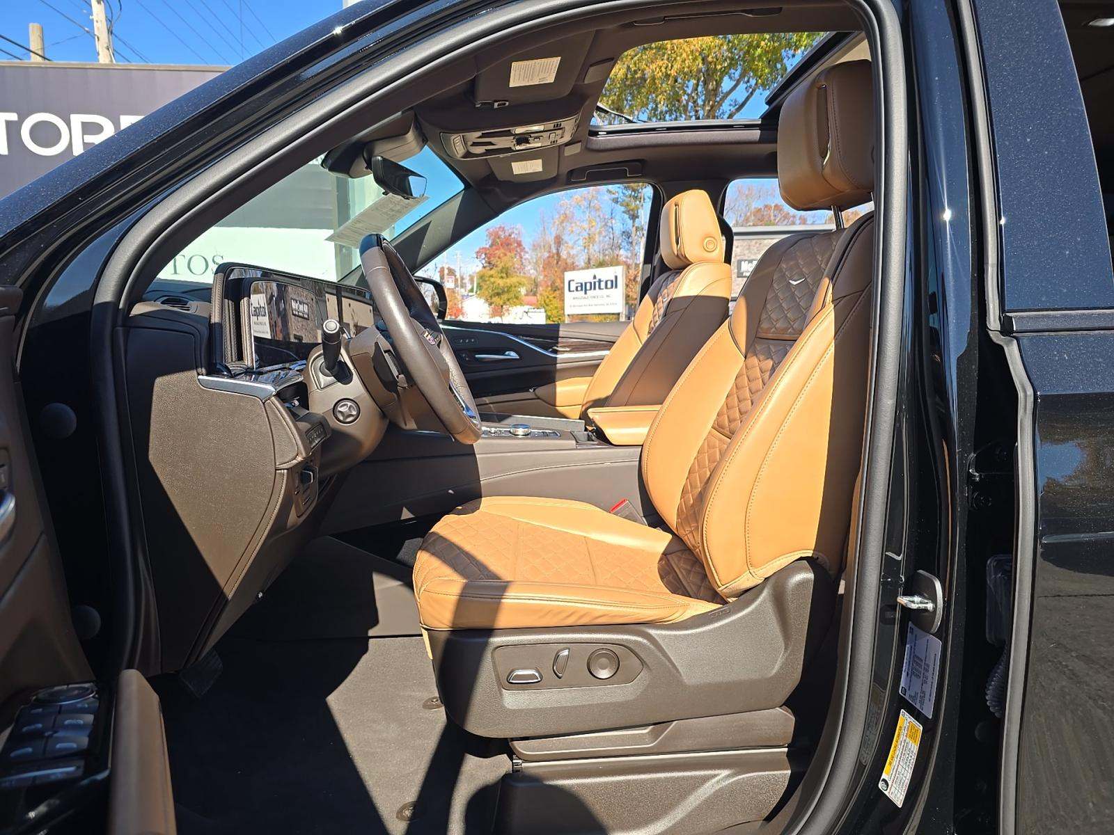 2023 Cadillac Escalade Sport AWD