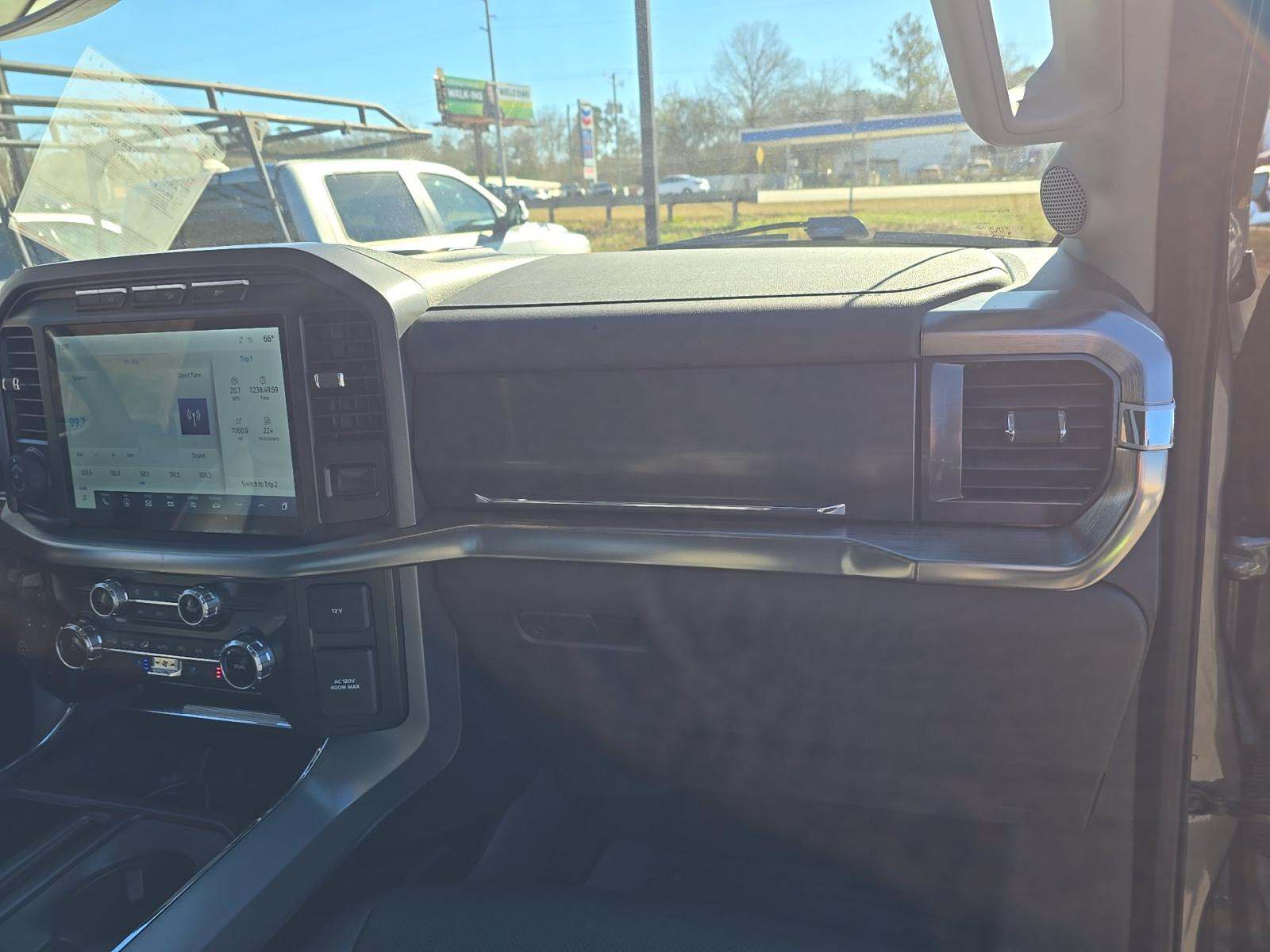 2022 Ford F-150 Lariat AWD